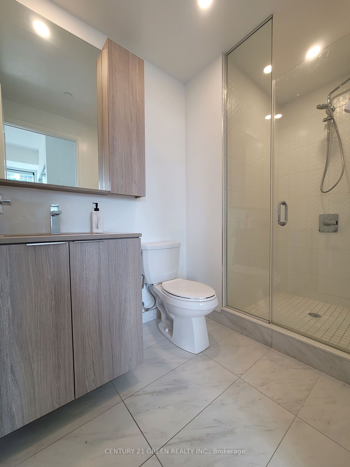 70 Annie Craig Drive, #608