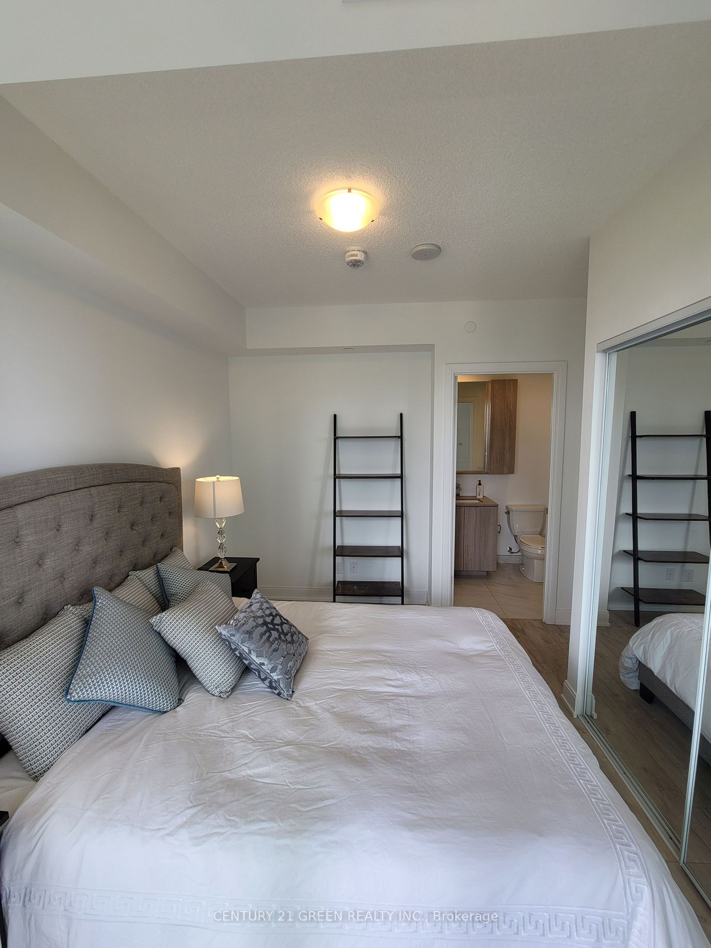 70 Annie Craig Drive, #608