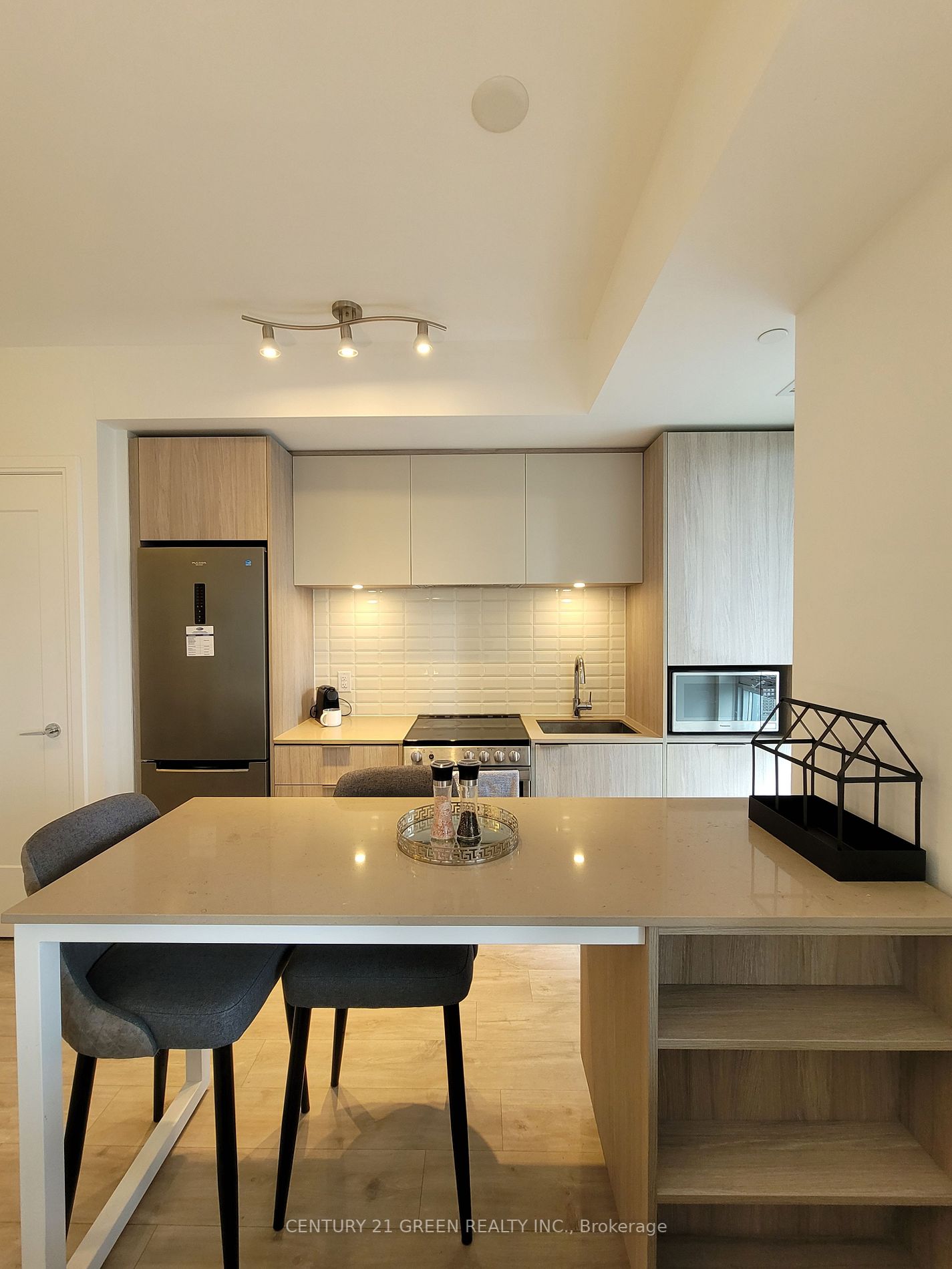 70 Annie Craig Drive, #608