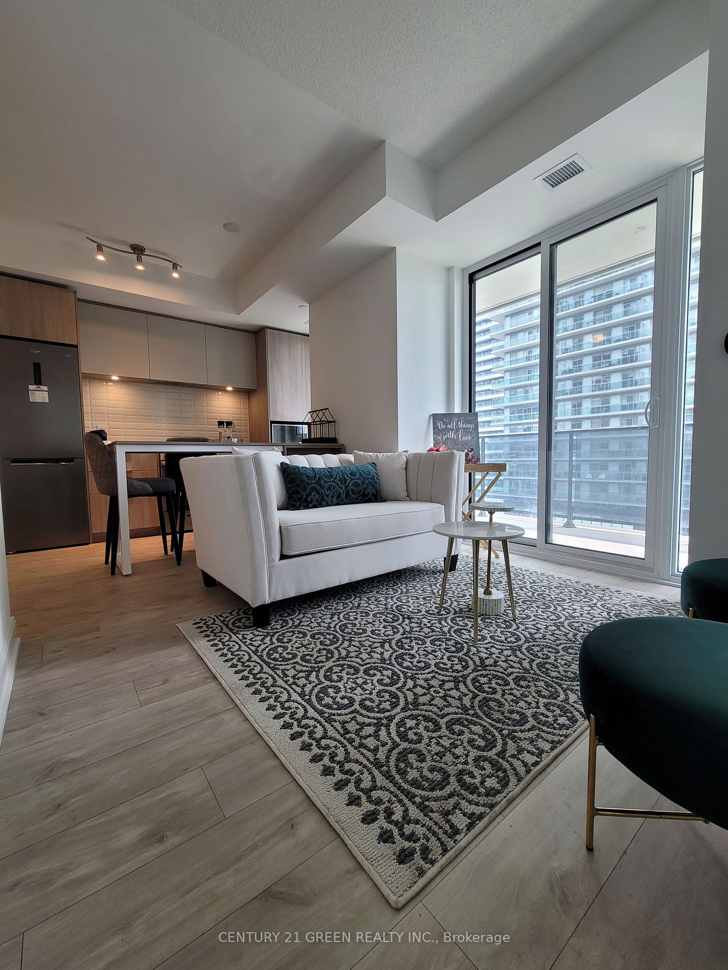 70 Annie Craig Drive, #608