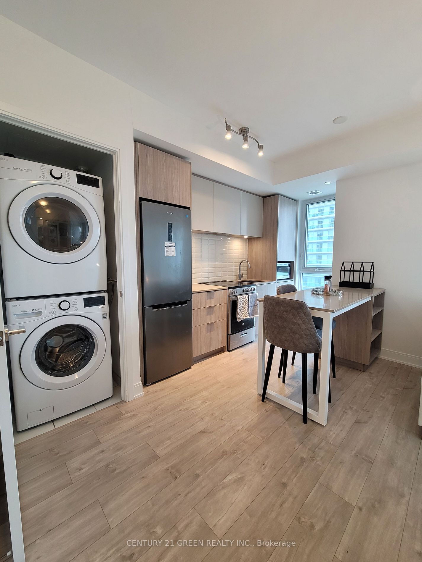 70 Annie Craig Drive, #608