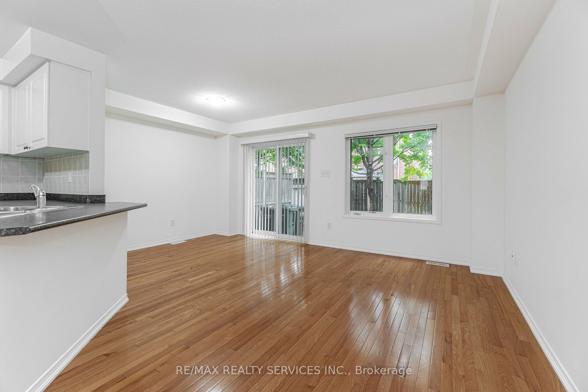 5255 Palmetto Pl, #126
