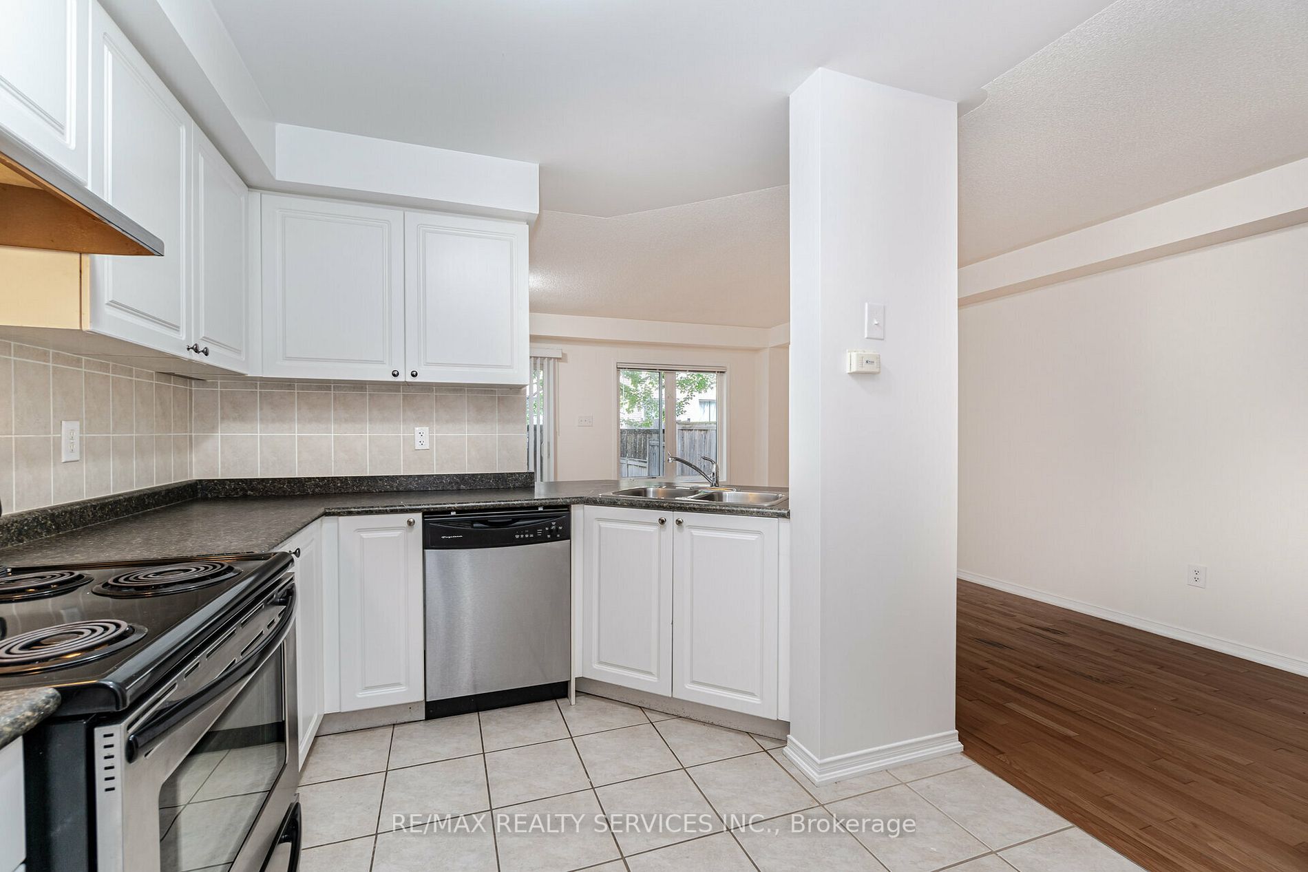5255 Palmetto Pl, #126