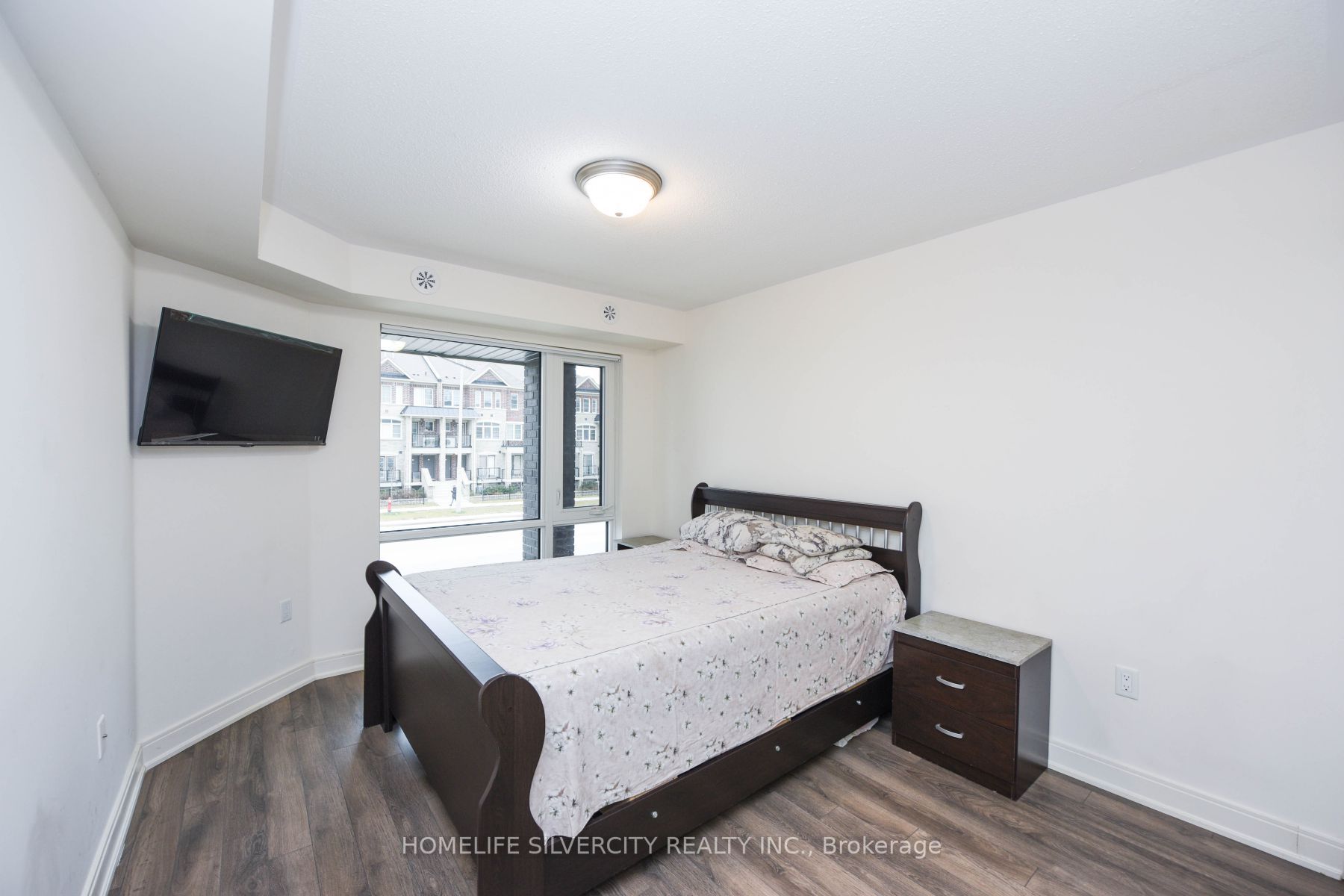 100 Dufay Rd, #26