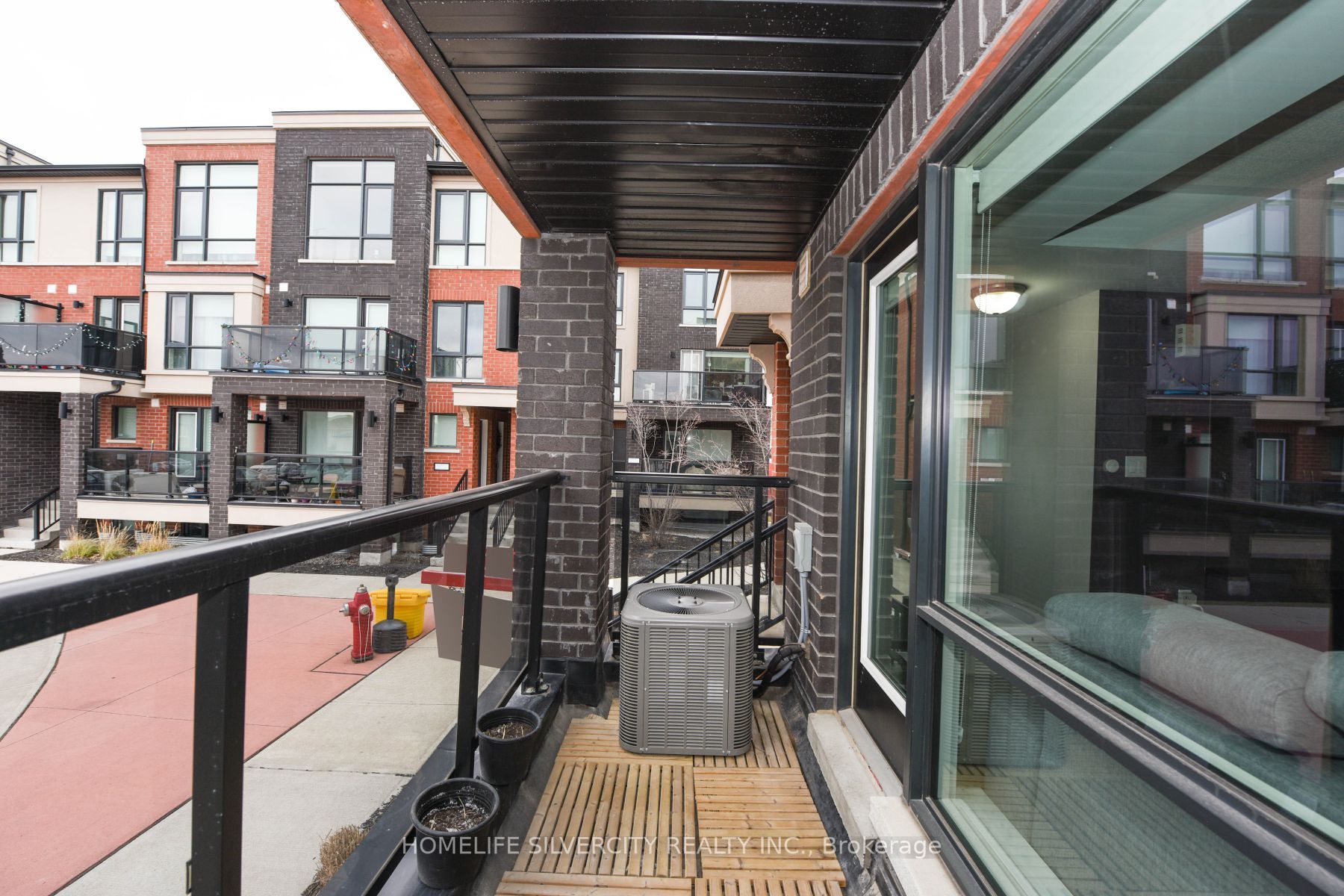 100 Dufay Rd, #26