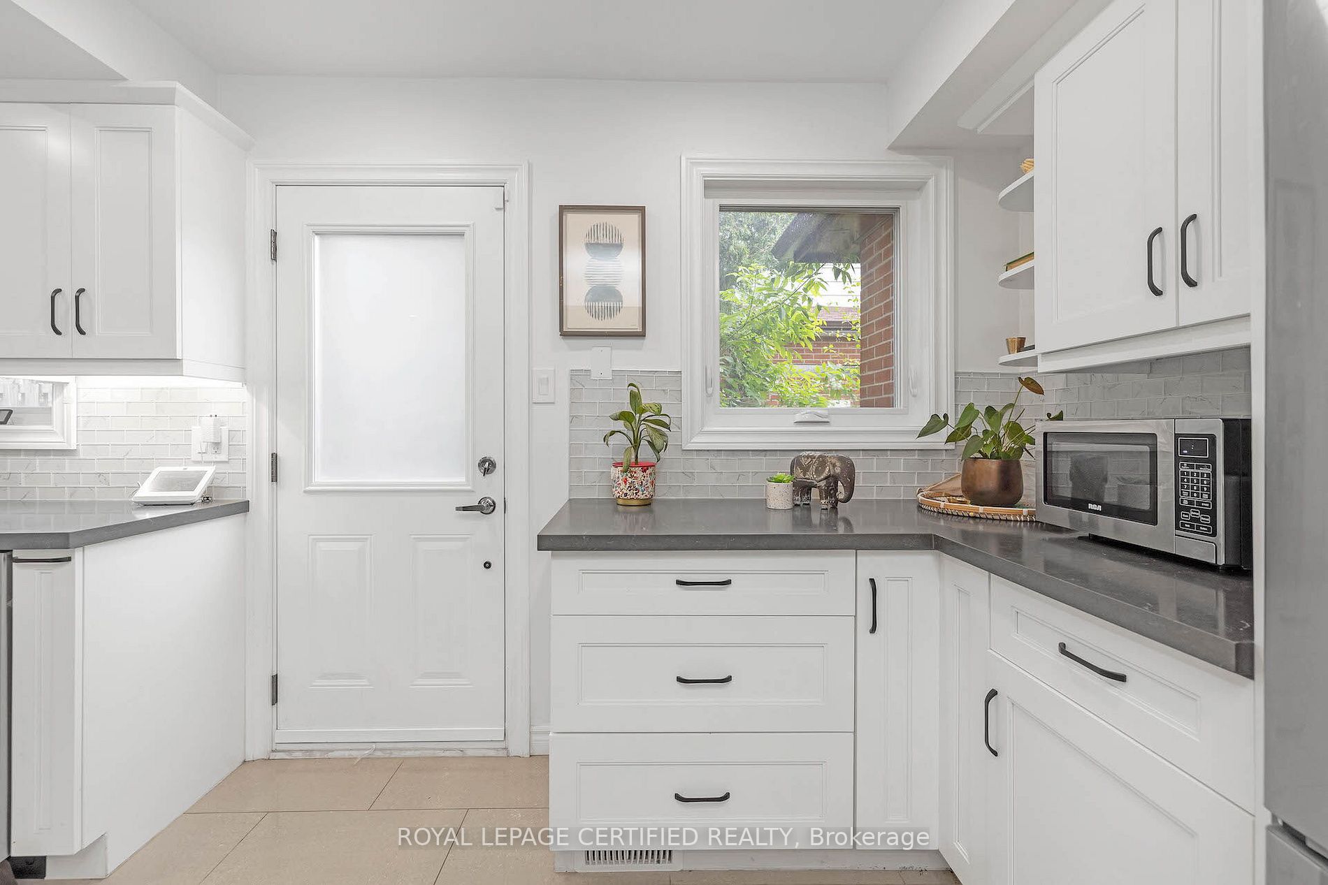 68 Radford Dr