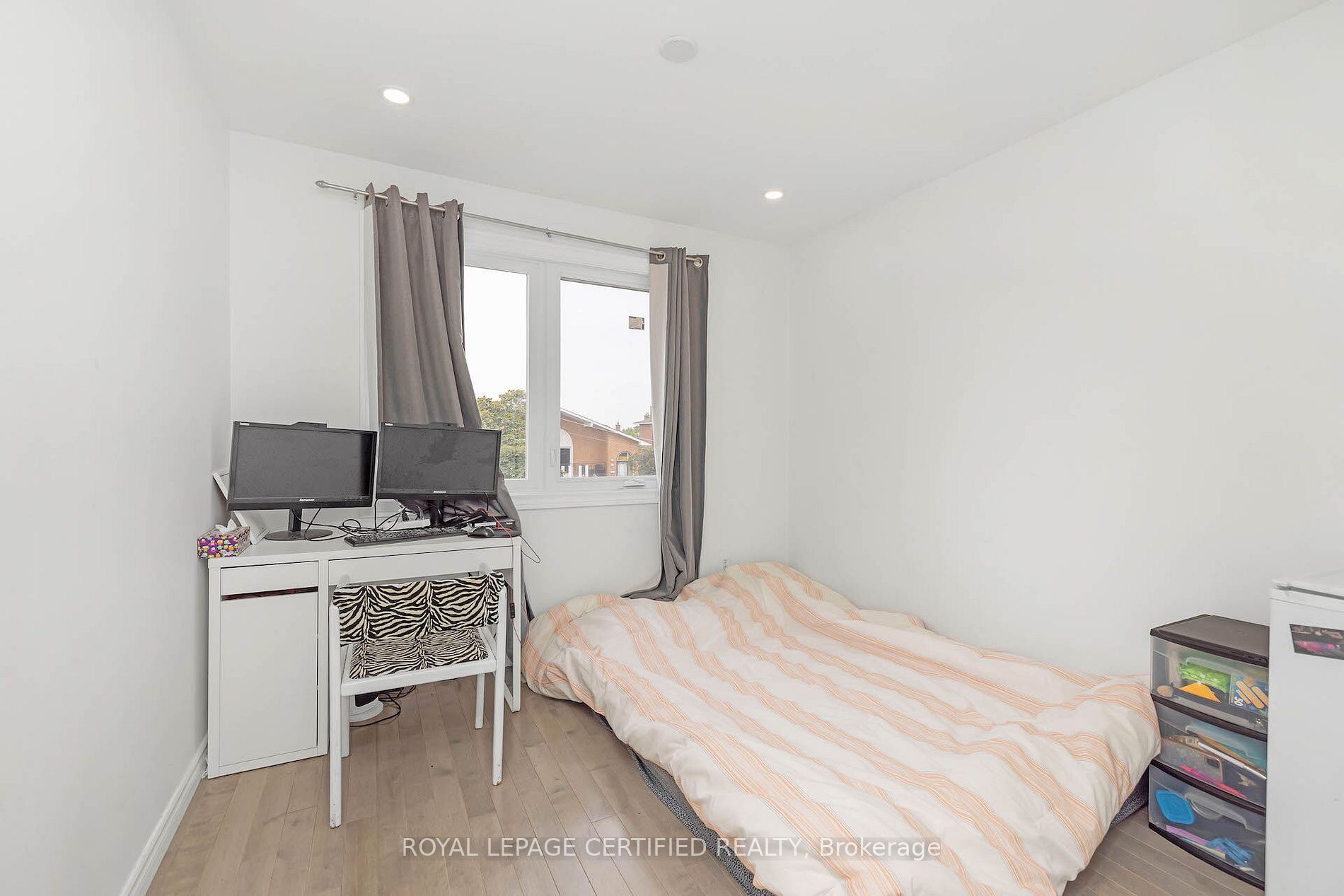 68 Radford Dr