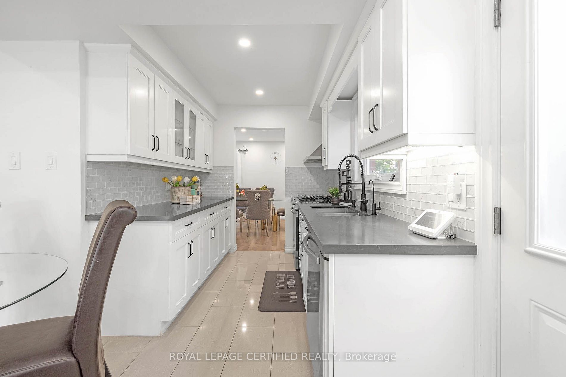 68 Radford Dr