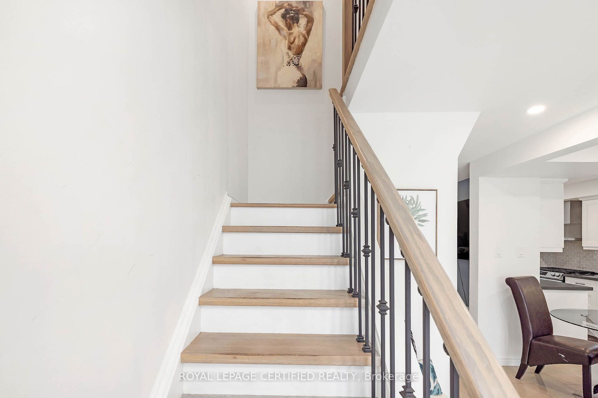 68 Radford Dr