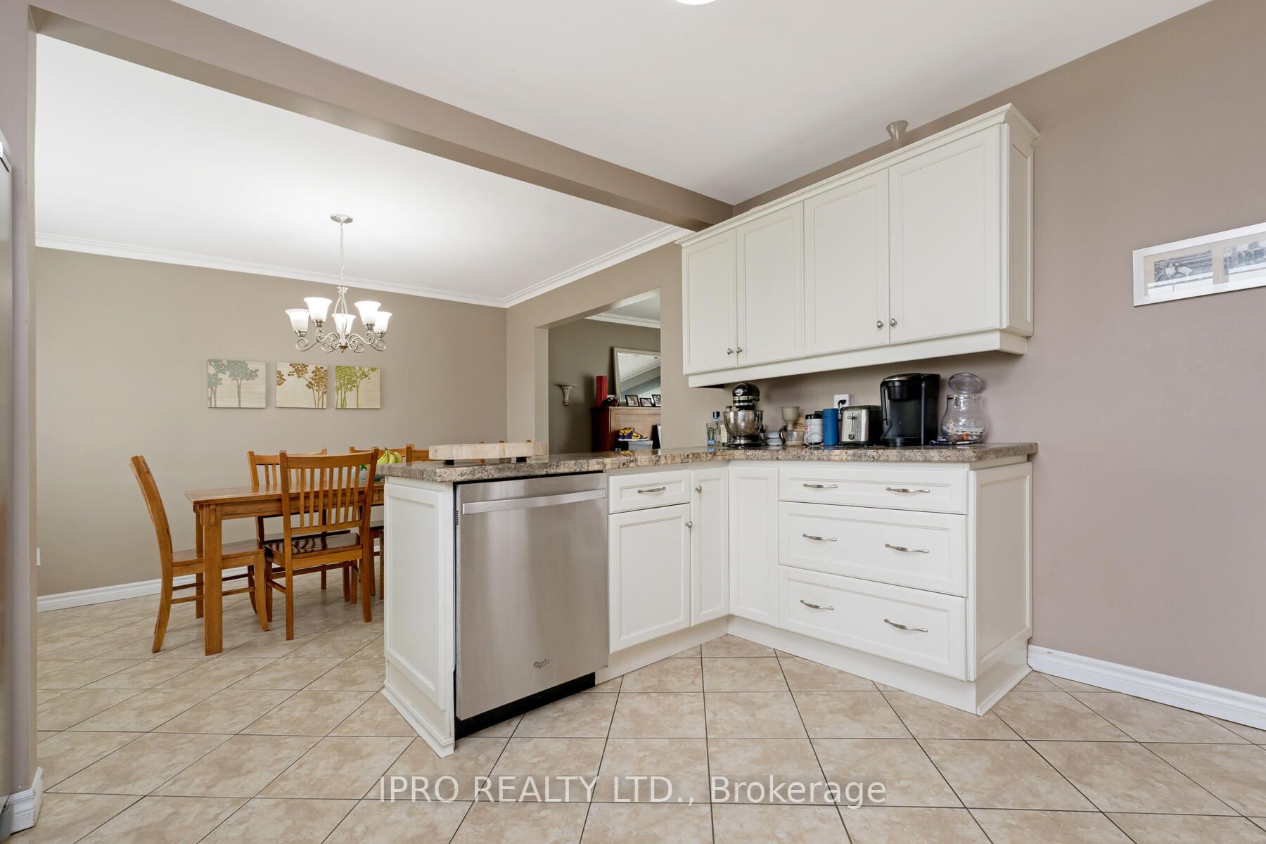 116 Rexway Drive