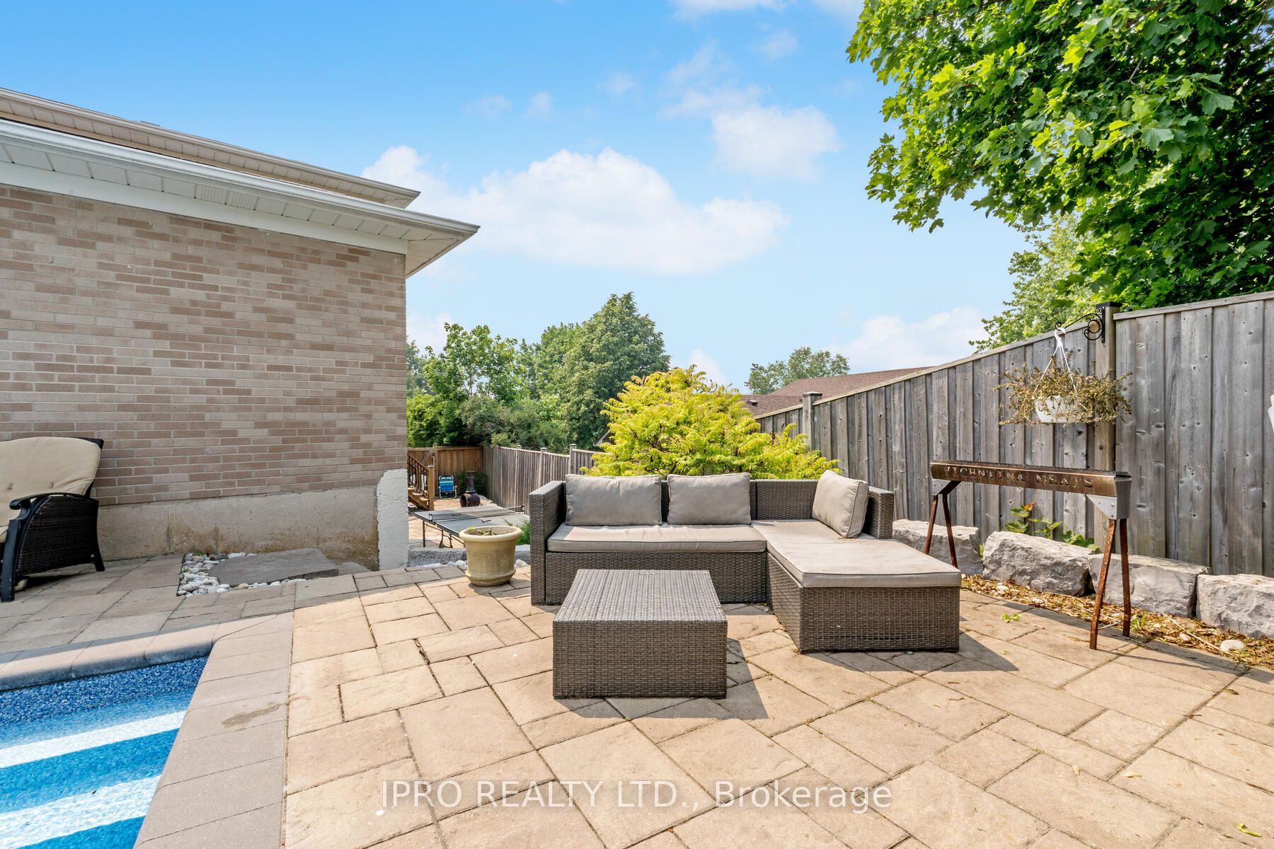 116 Rexway Drive