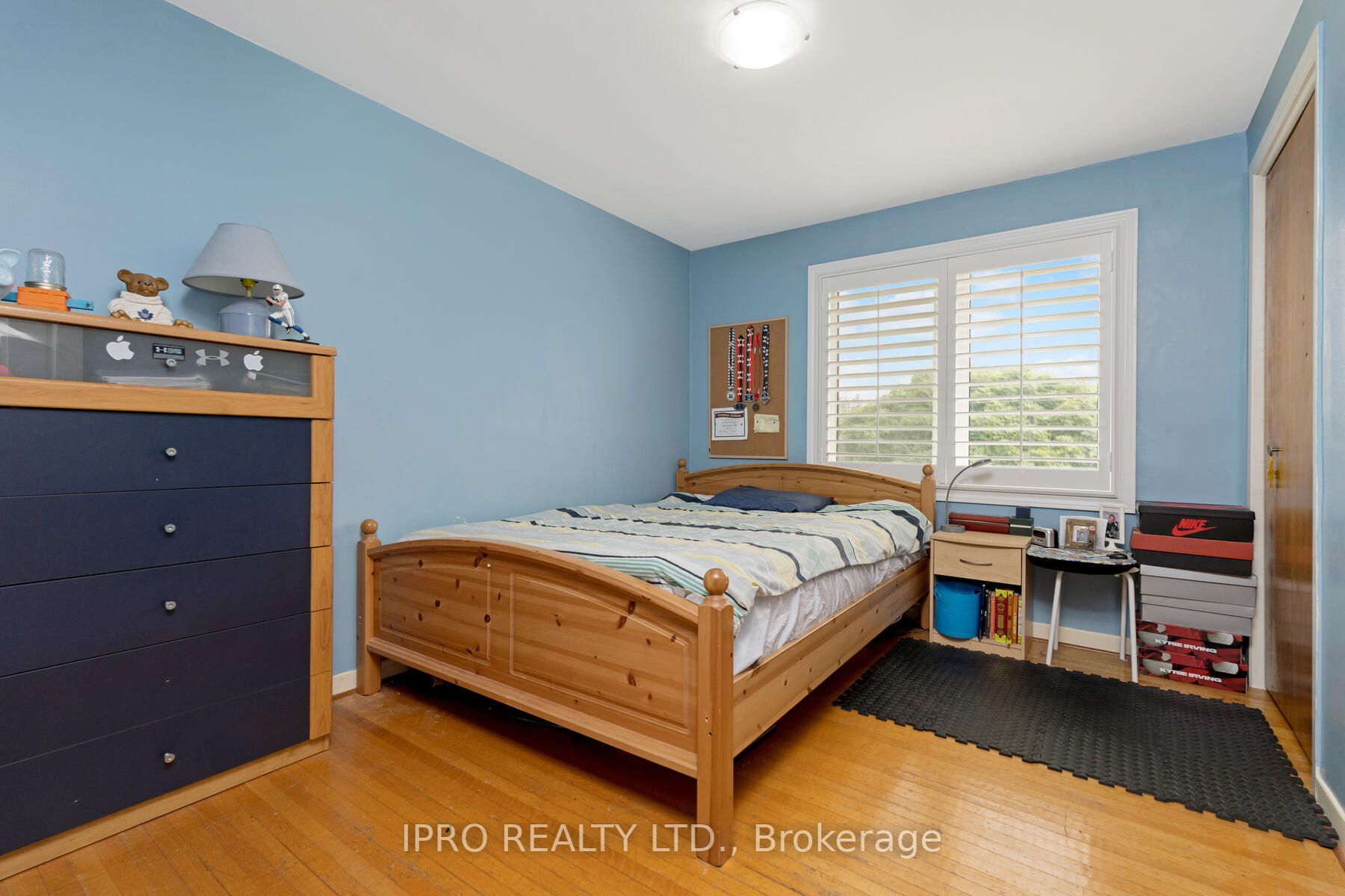 116 Rexway Drive