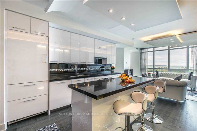 59 Annie Craig Drive, #803