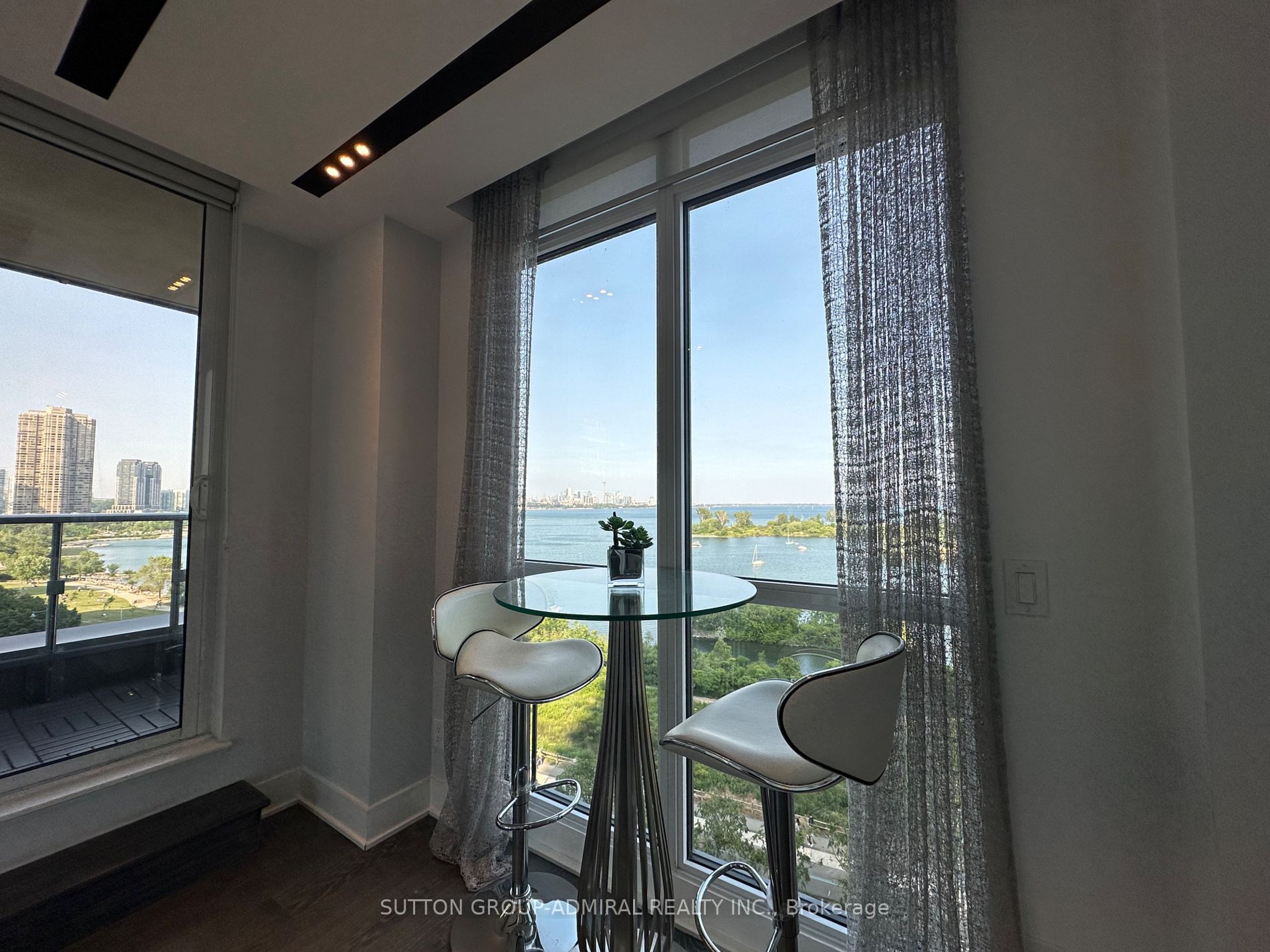 59 Annie Craig Drive, #803