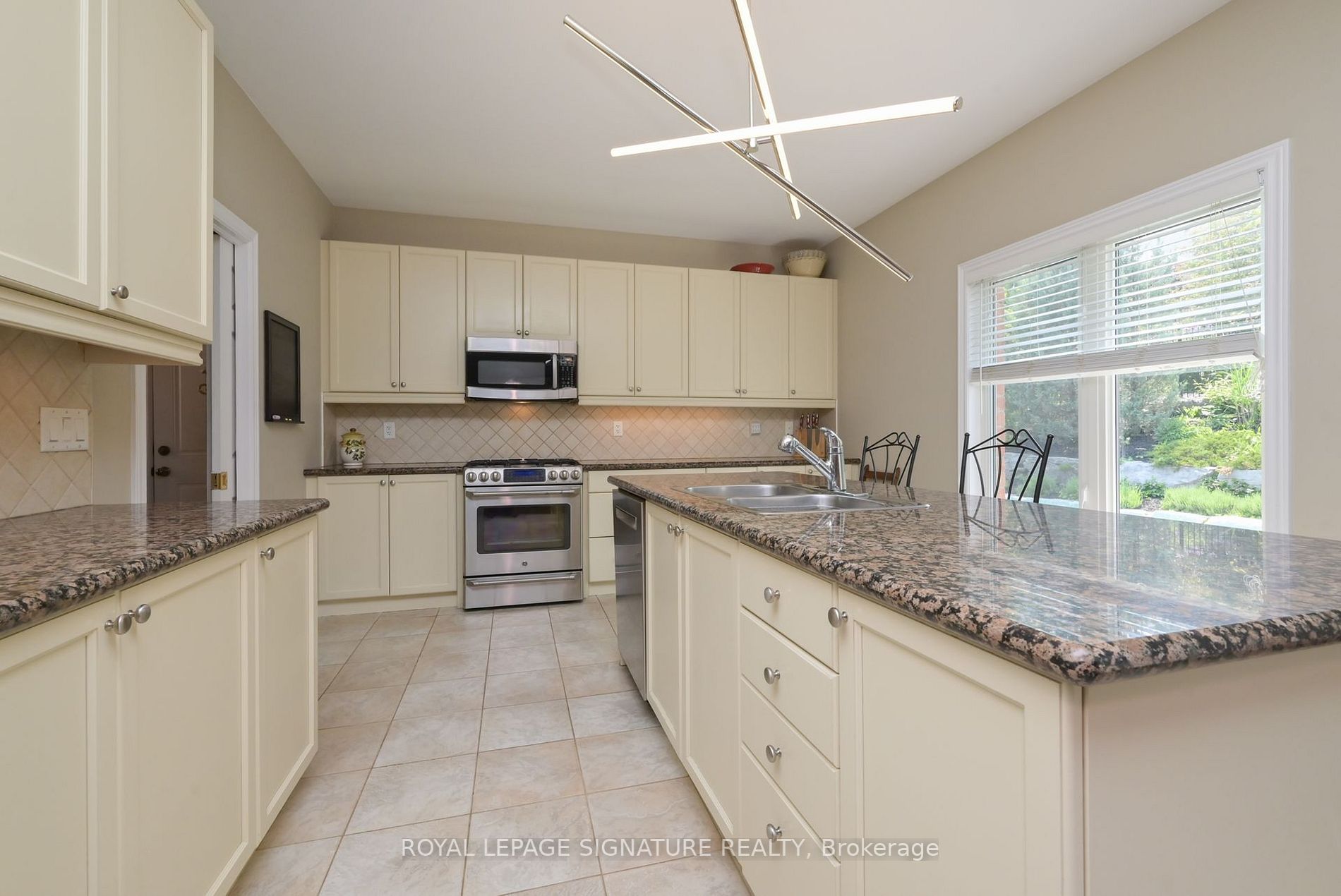 55 North Riverdale Drive