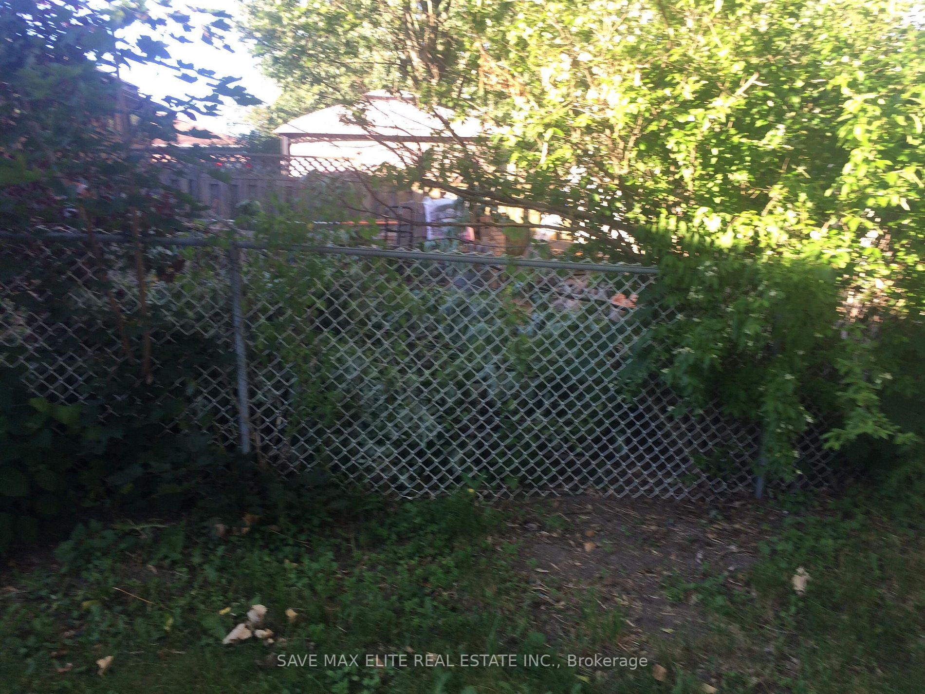 130 Burbank Crescent
