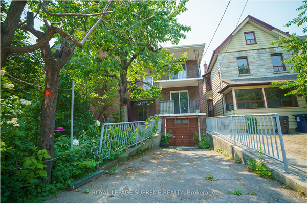 452 Delaware Ave, Toronto