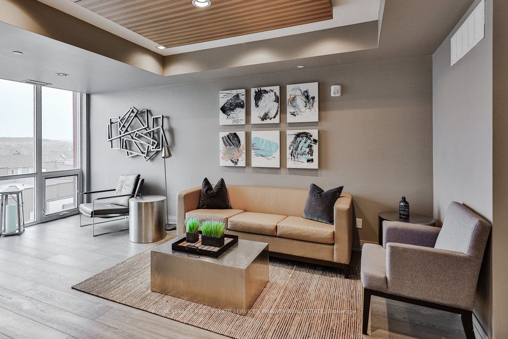 3028 Creekshore Common, #105