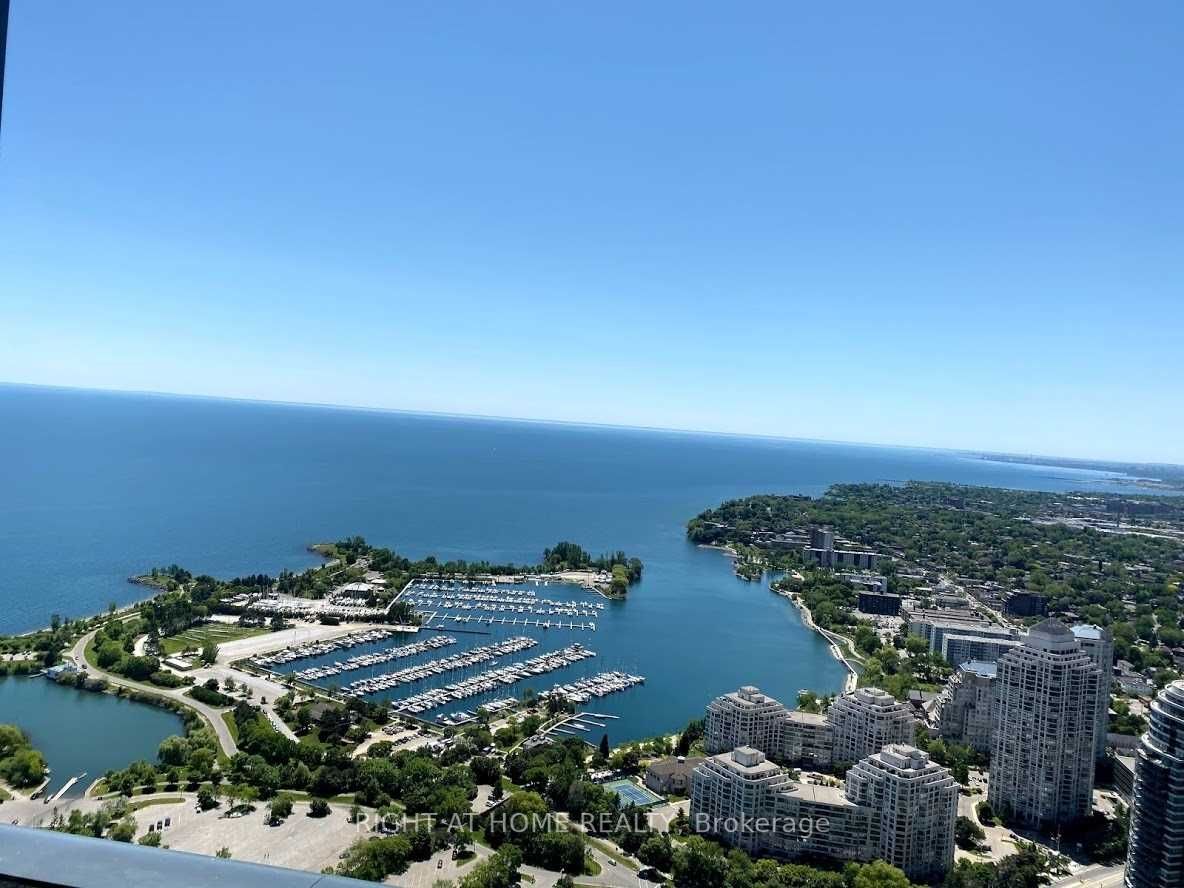 30 Shore Breeze Dr, #6208