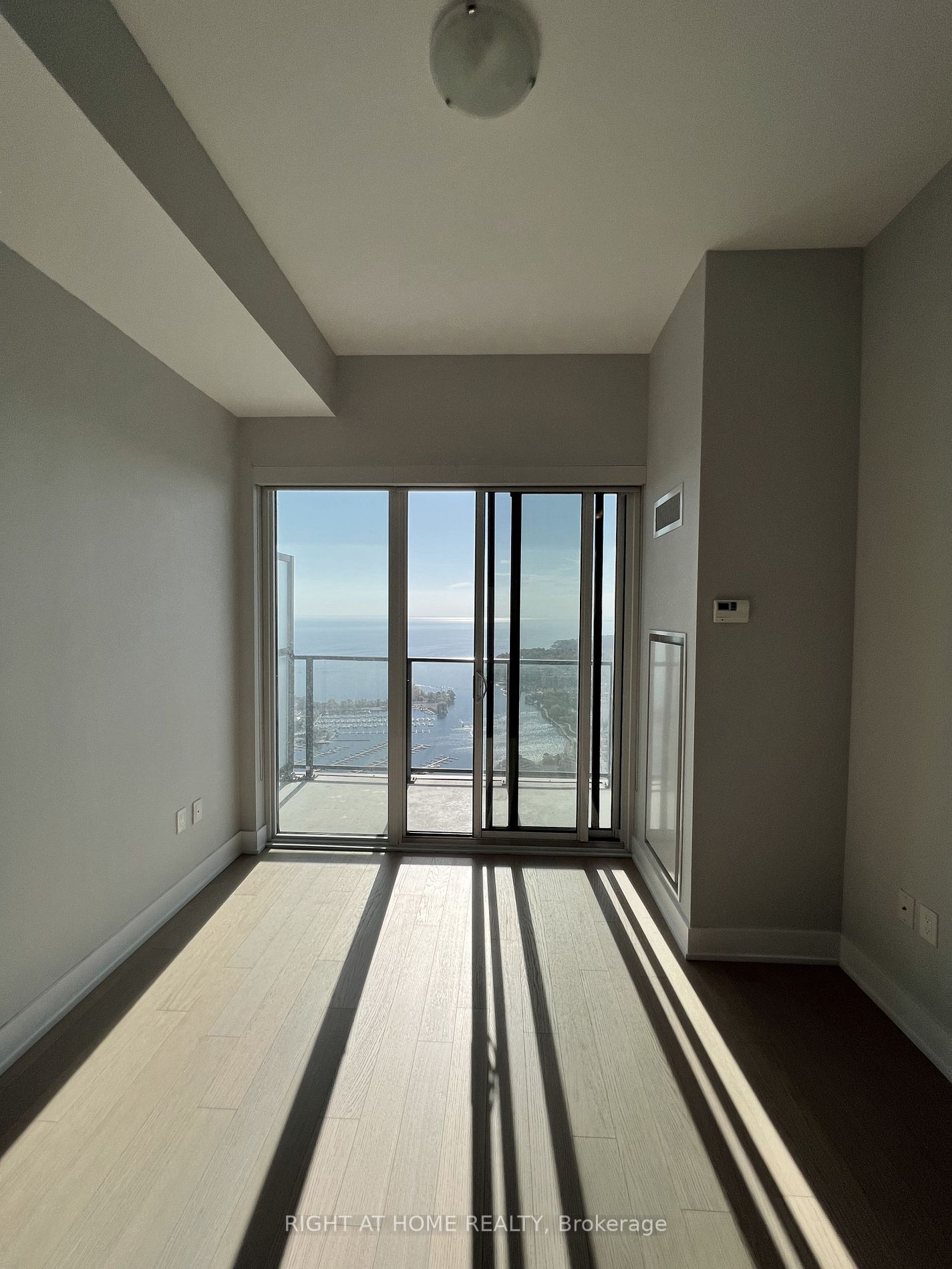 30 Shore Breeze Dr, #6208