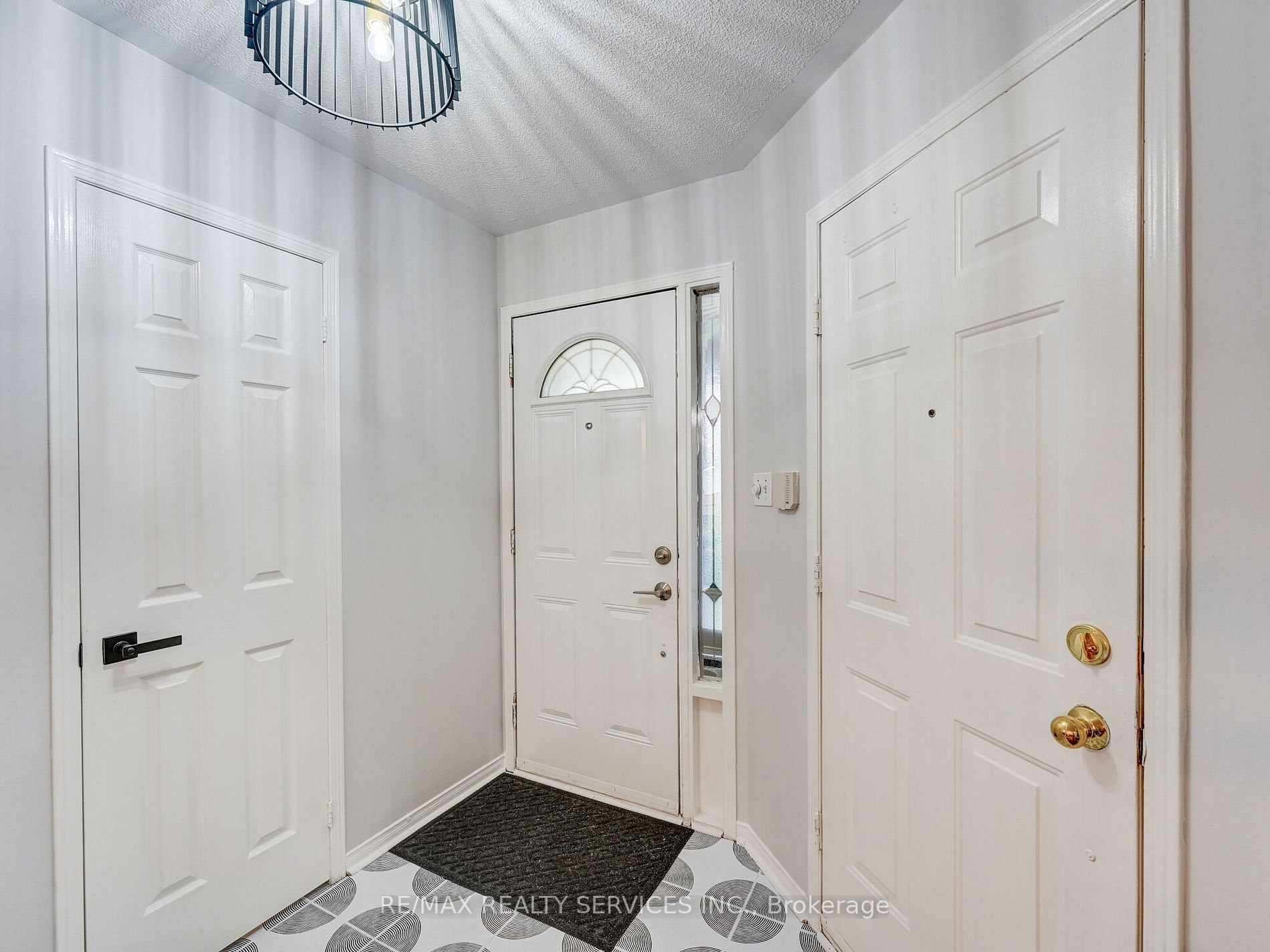 22 Anastacia Crt