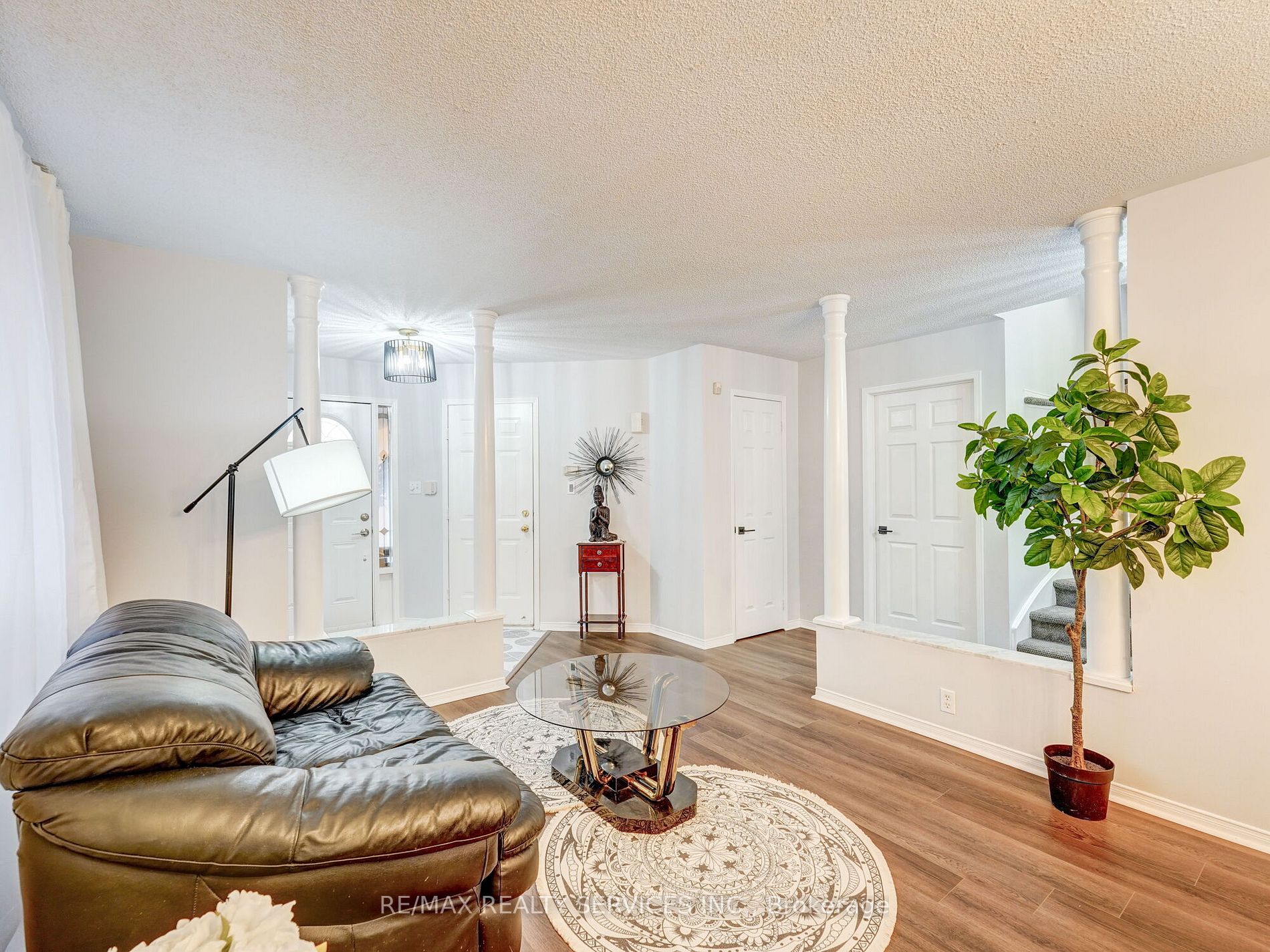 22 Anastacia Crt