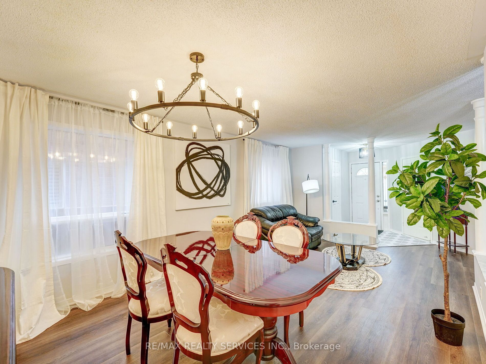 22 Anastacia Crt