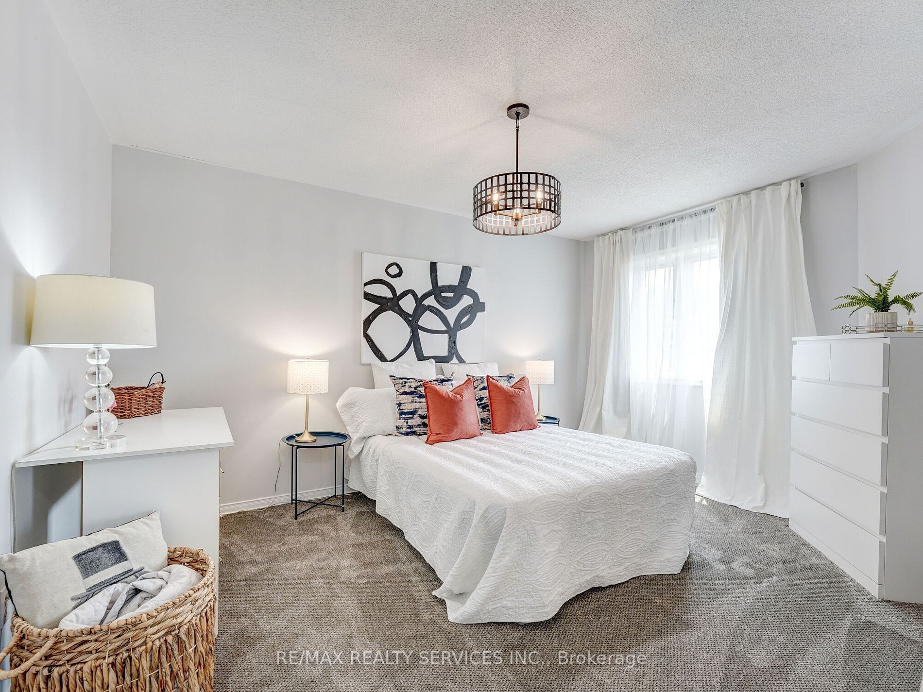 22 Anastacia Crt