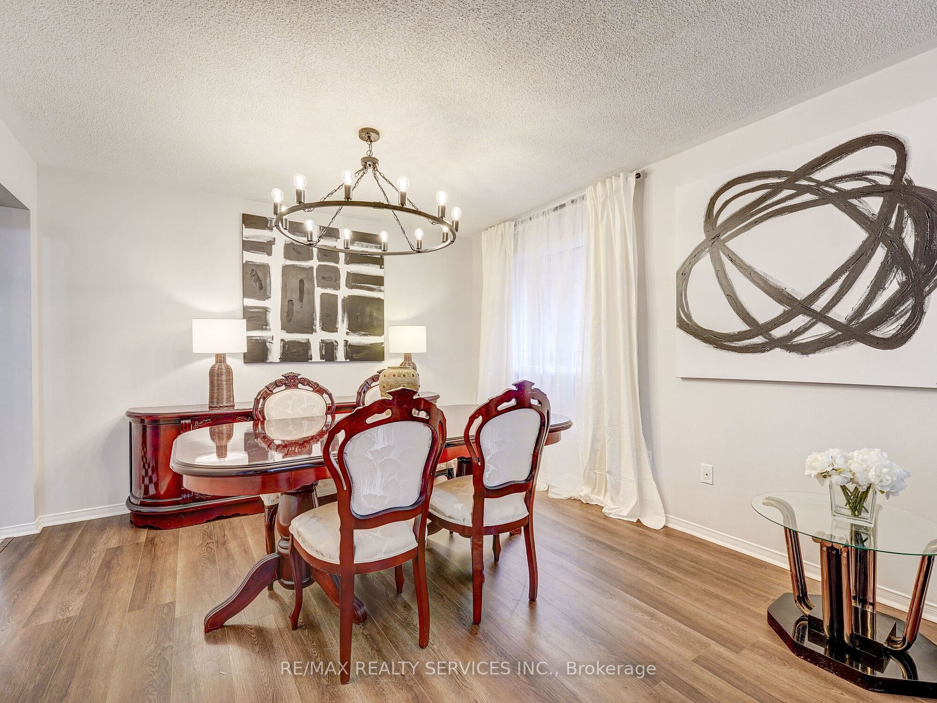 22 Anastacia Crt