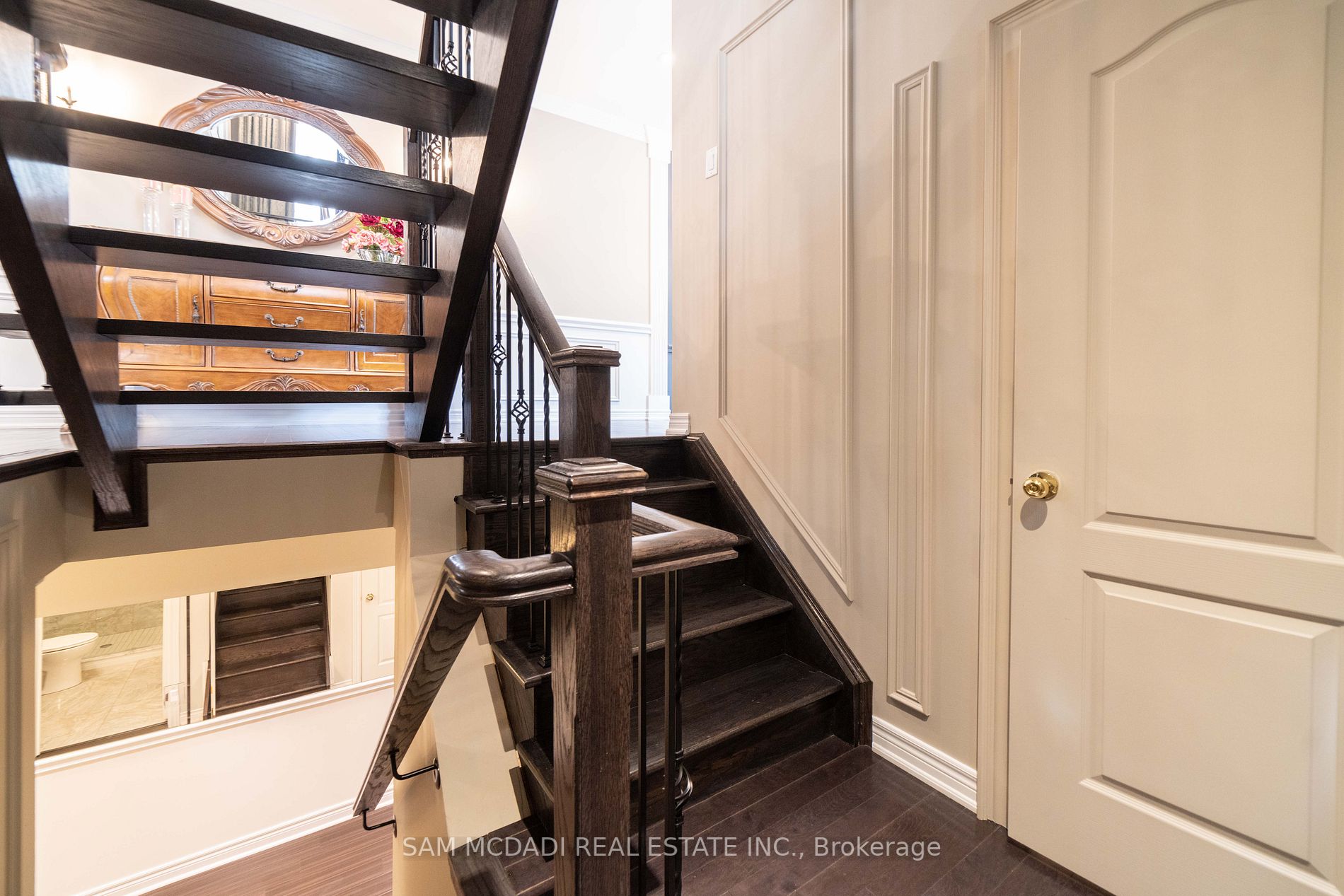 4633 Harbottle Road