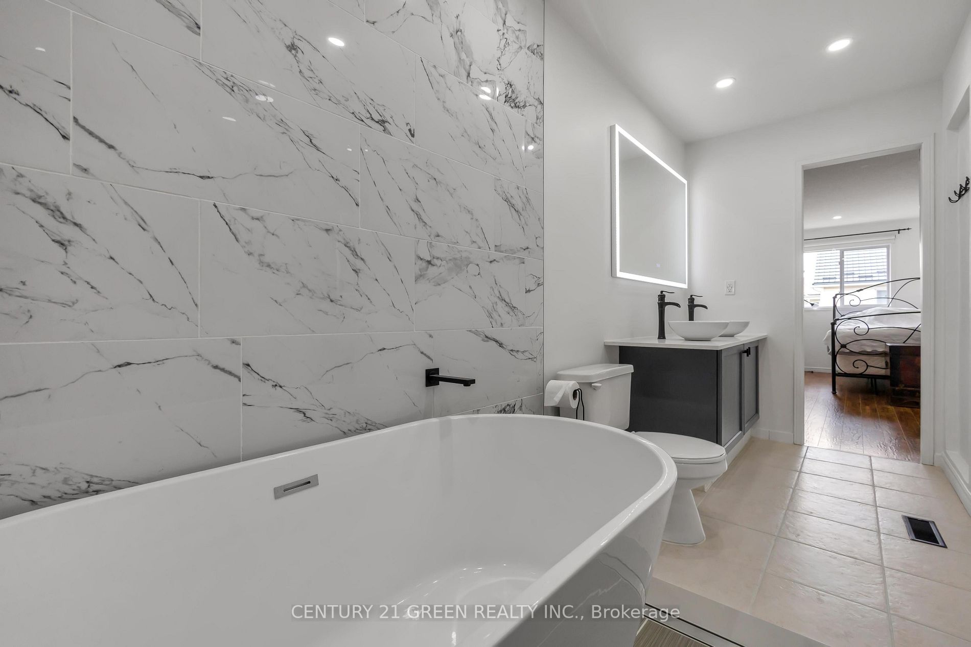 78 Babcock Cres