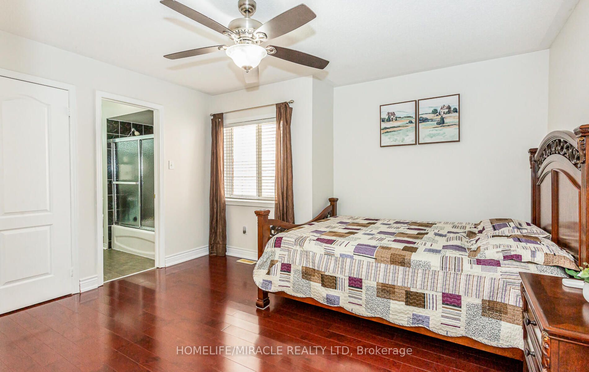 47 River Rock Crescent