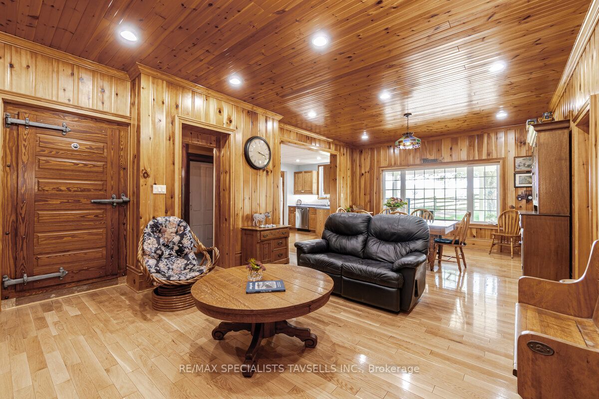 Listing W6143744 - Large Photo # 9