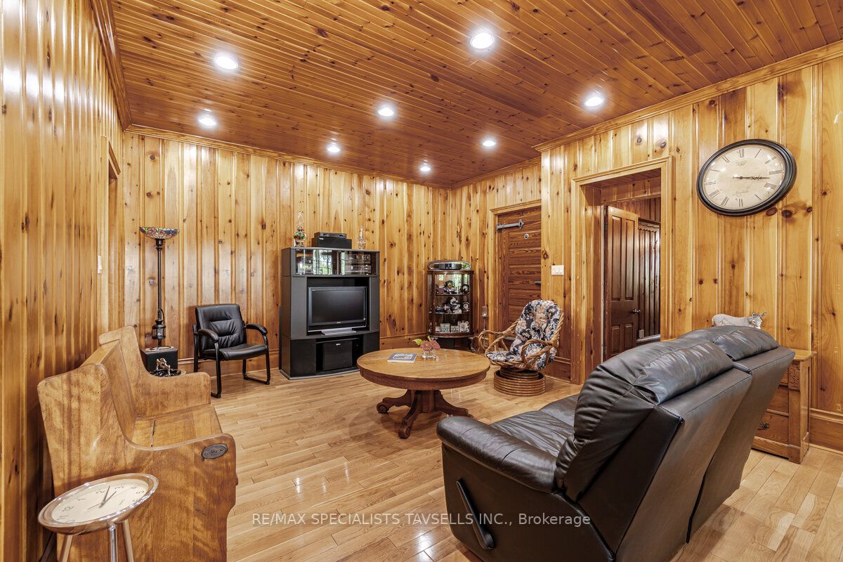 Listing W6144000 - Large Photo # 11