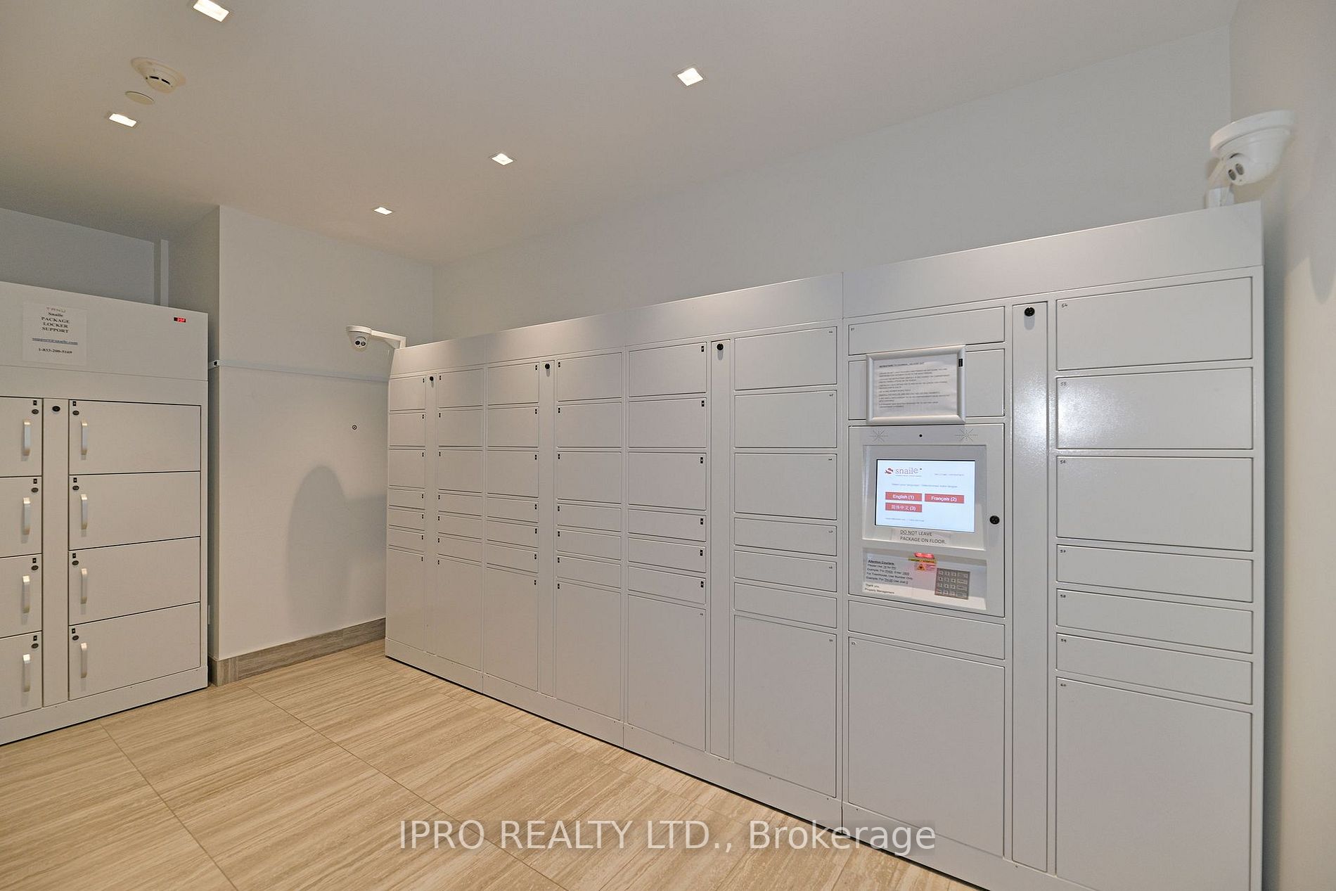 21 Park St E, #710