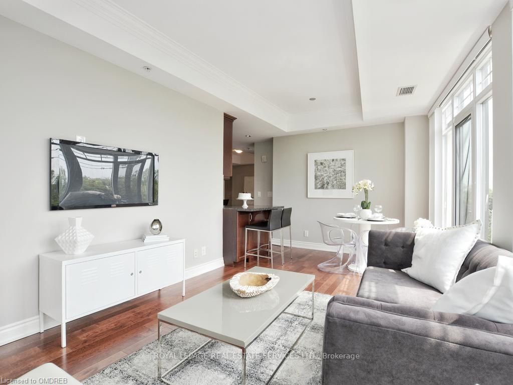 Listing W6146300 - Large Photo # 2