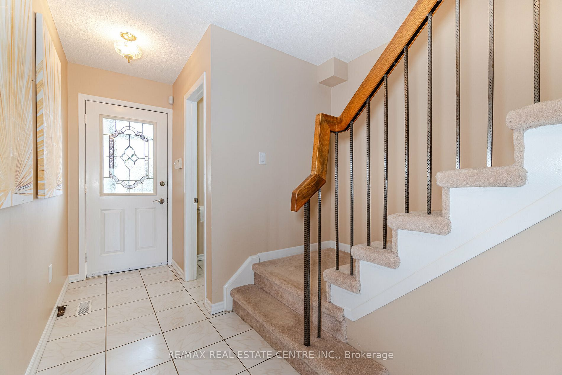 46 Newbridge Cres