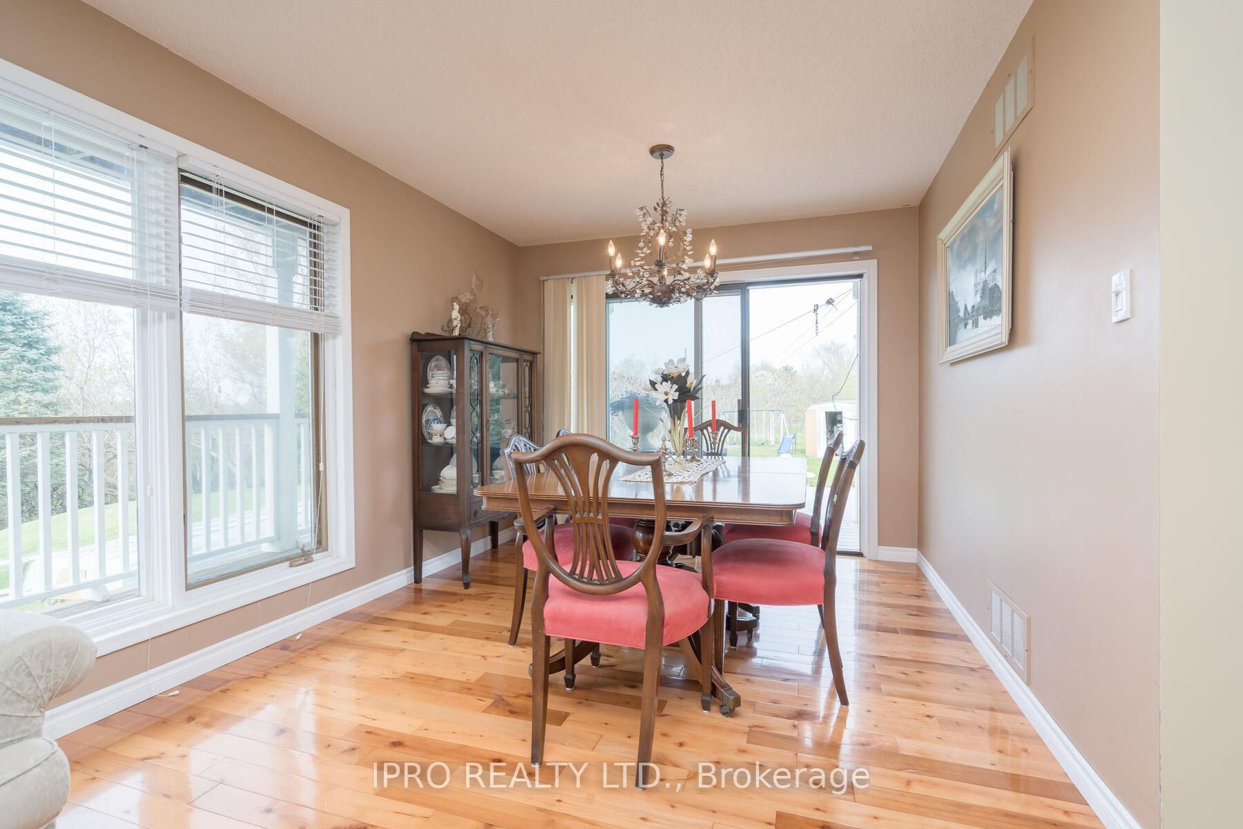 14323 Creditview Rd