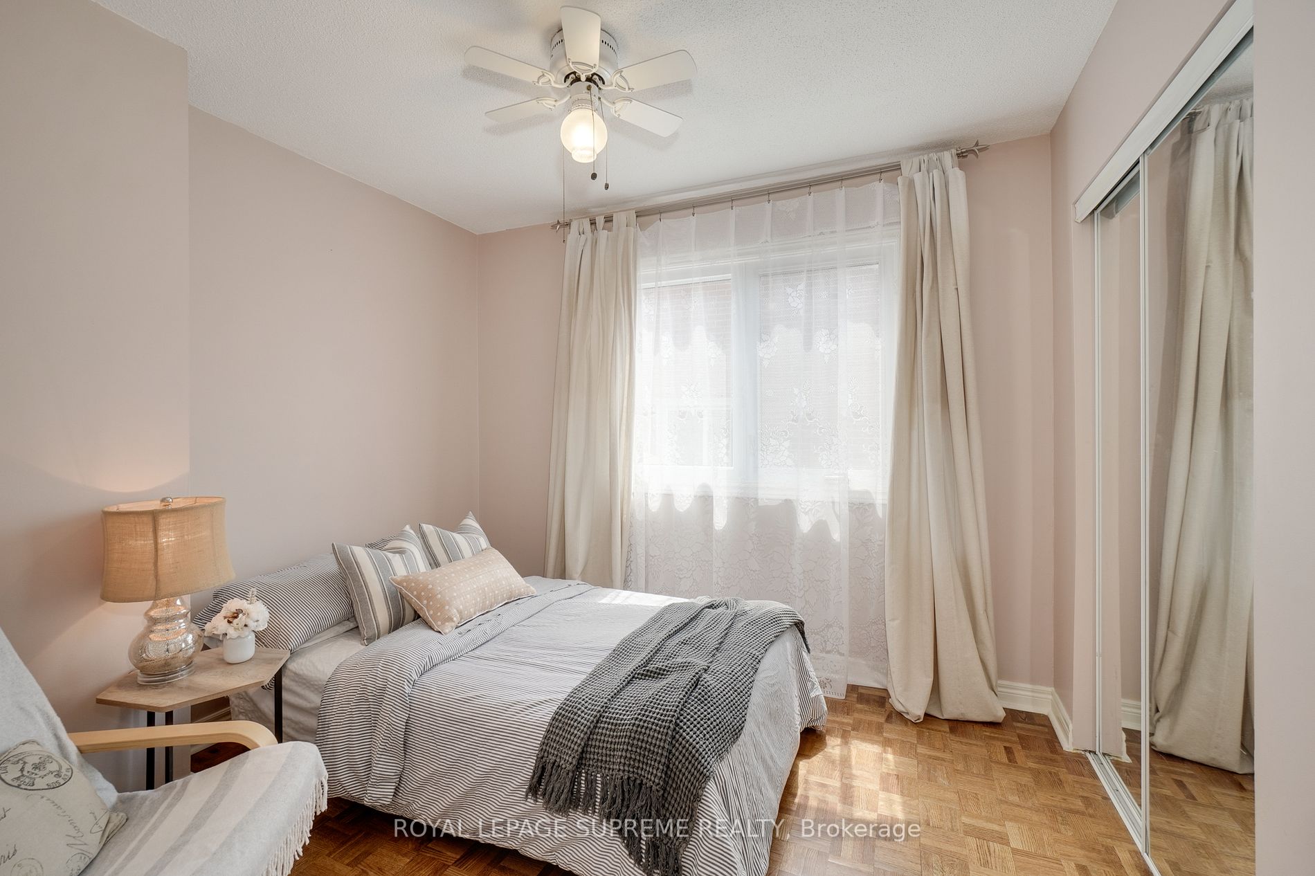 33 Ashford Crt