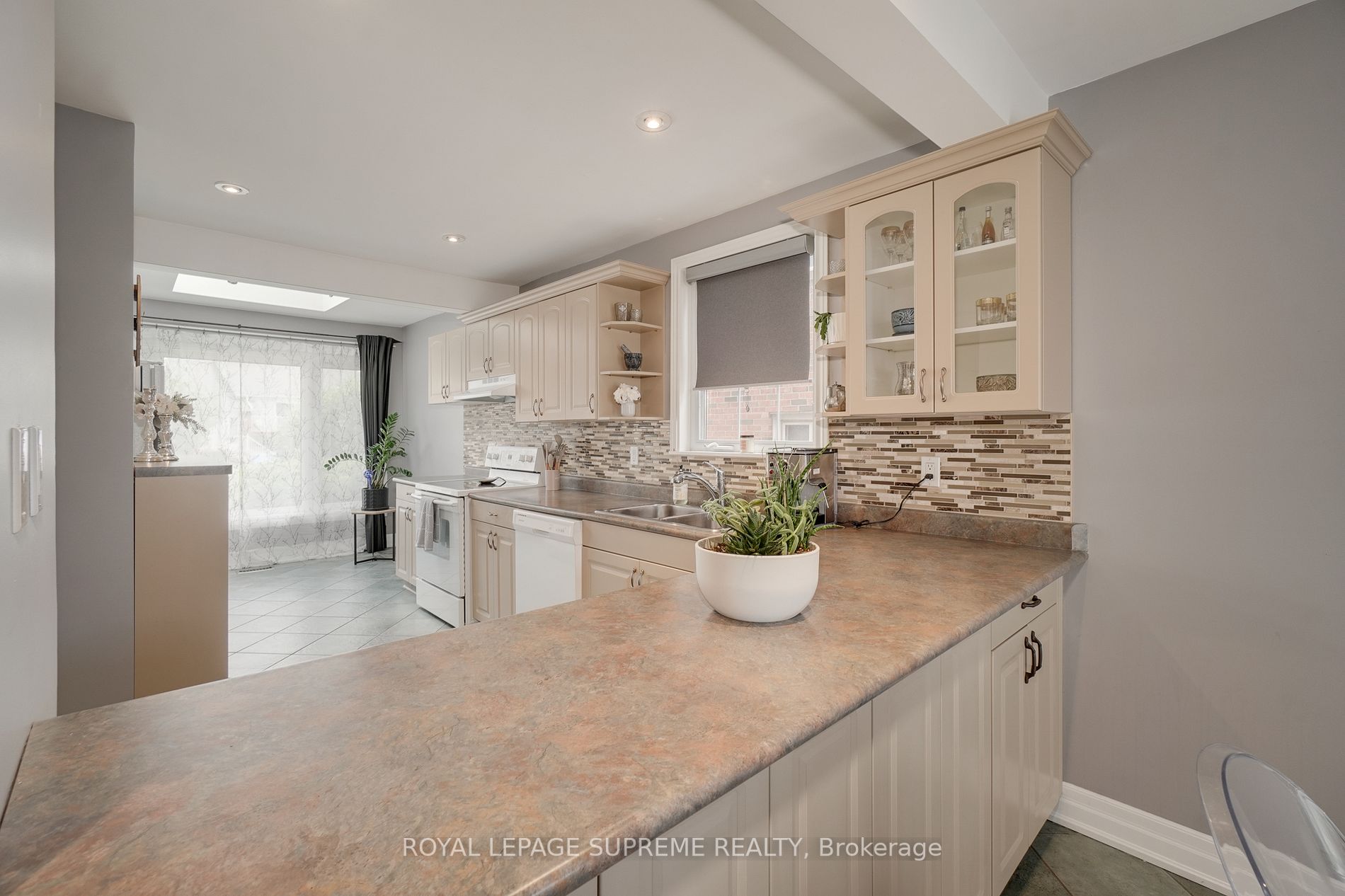 33 Ashford Crt