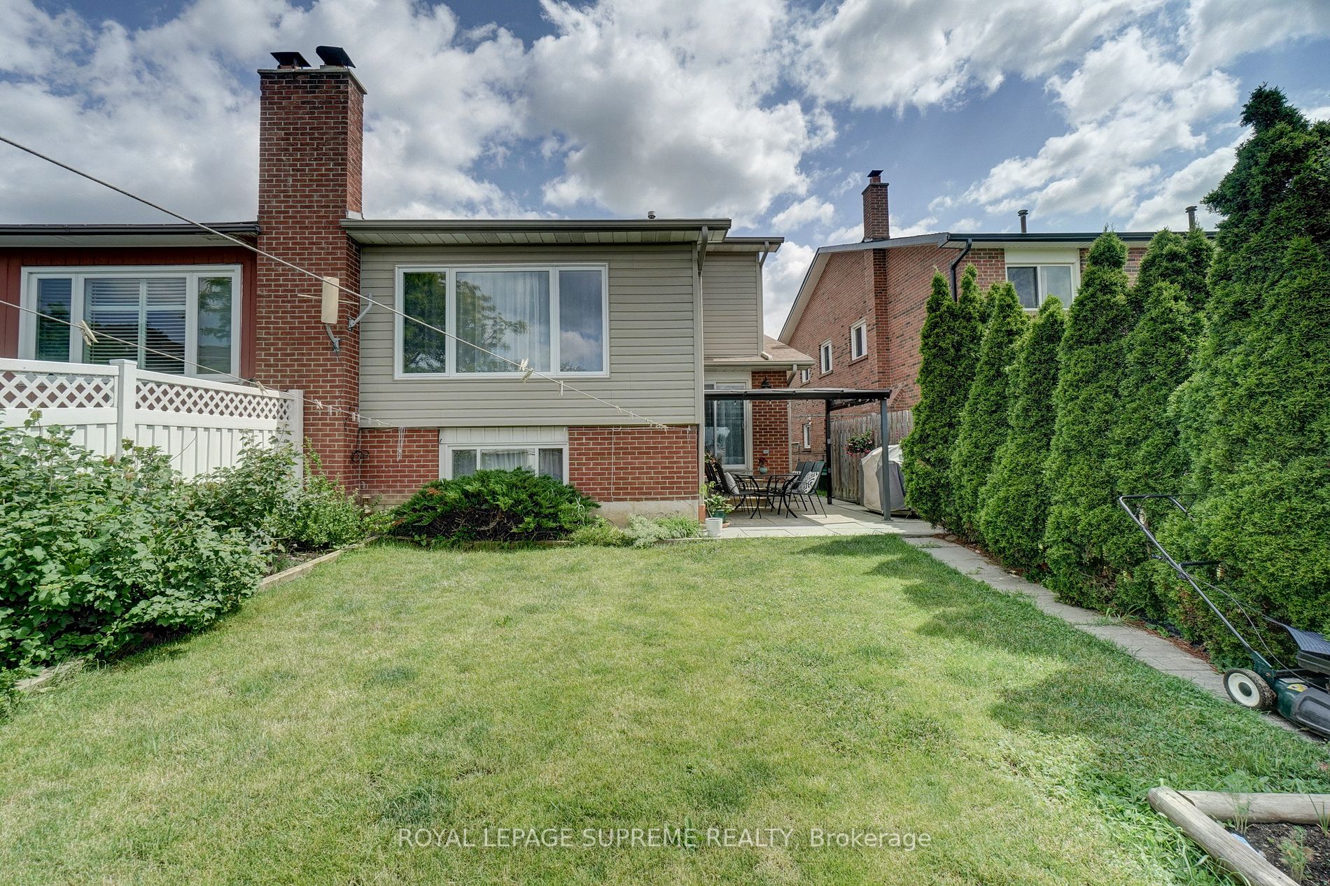 33 Ashford Crt