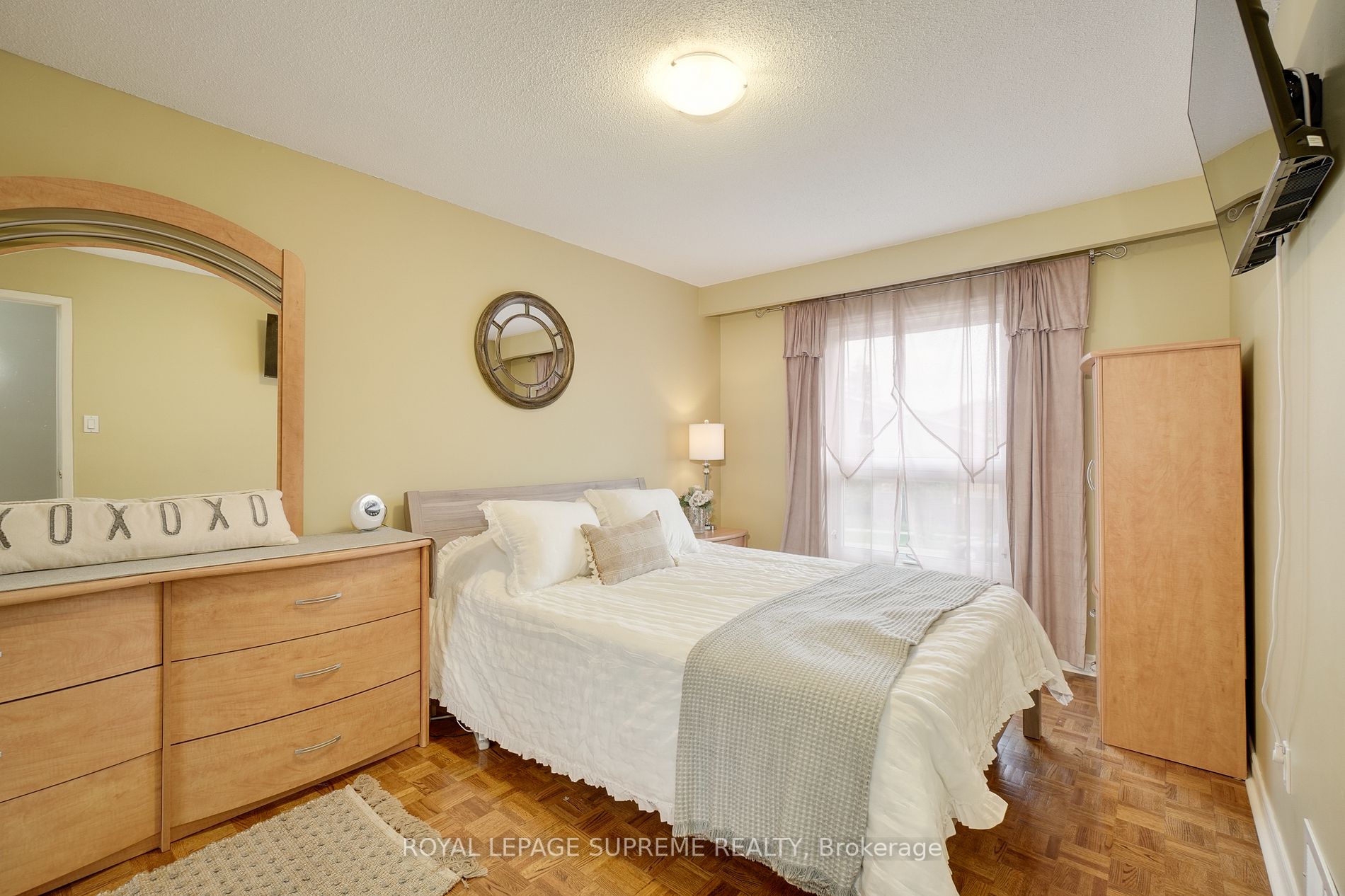 33 Ashford Crt