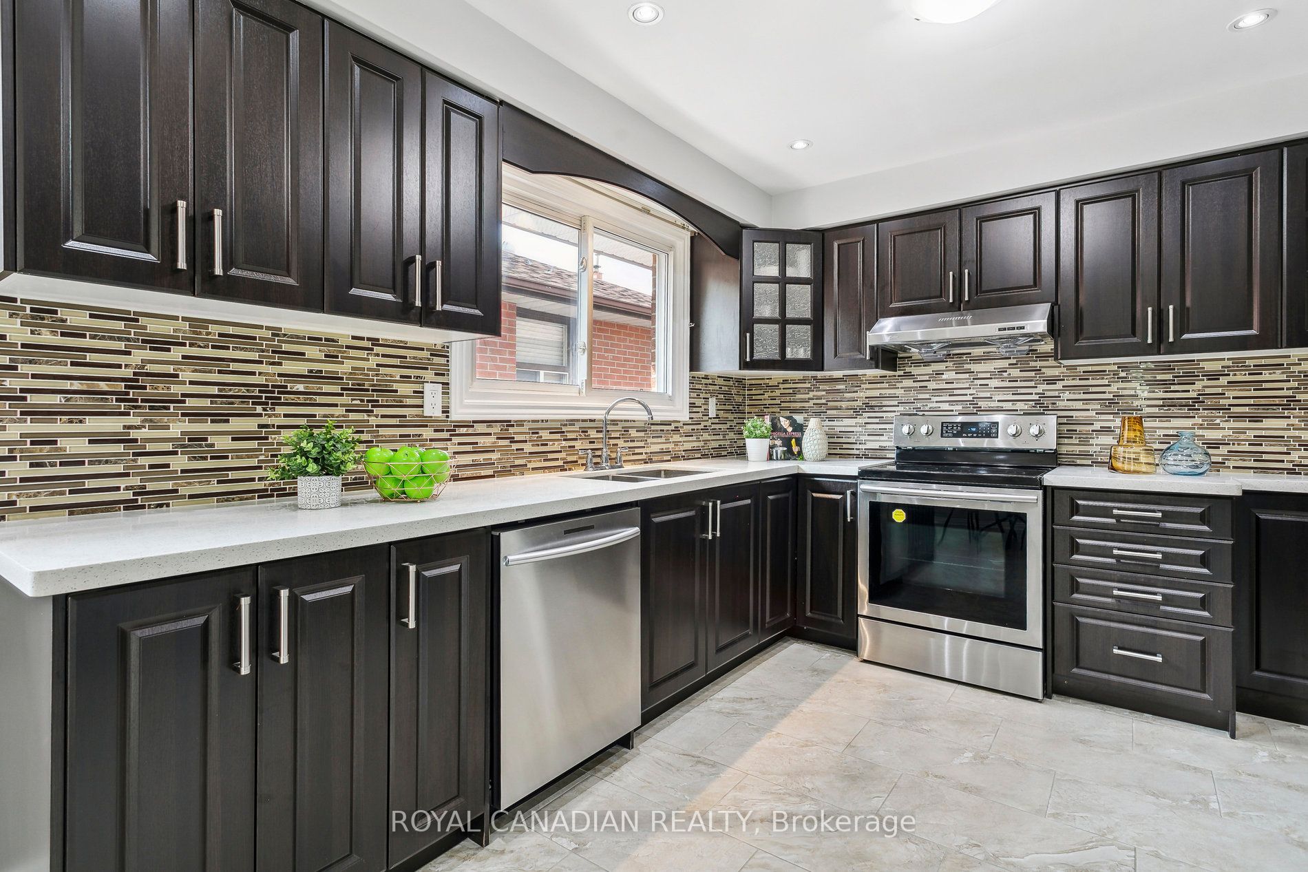 7543 Middleshire Dr