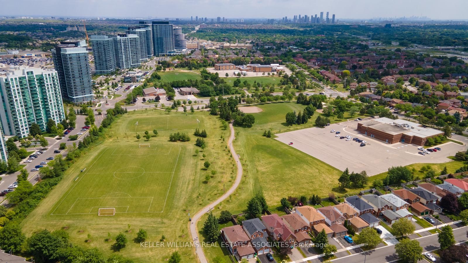 4889 Kimbermount Avenue, #1501