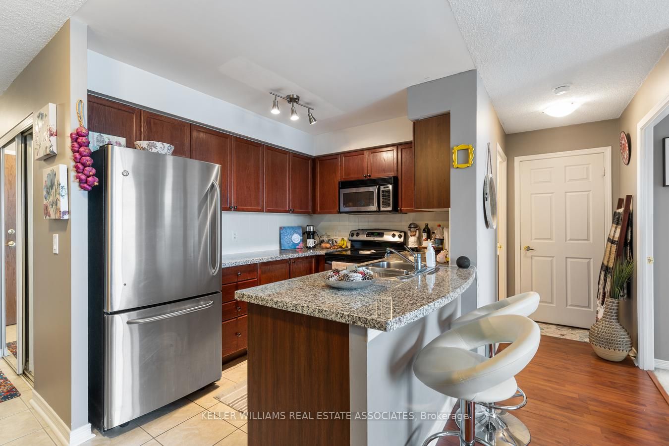 4889 Kimbermount Avenue, #1501