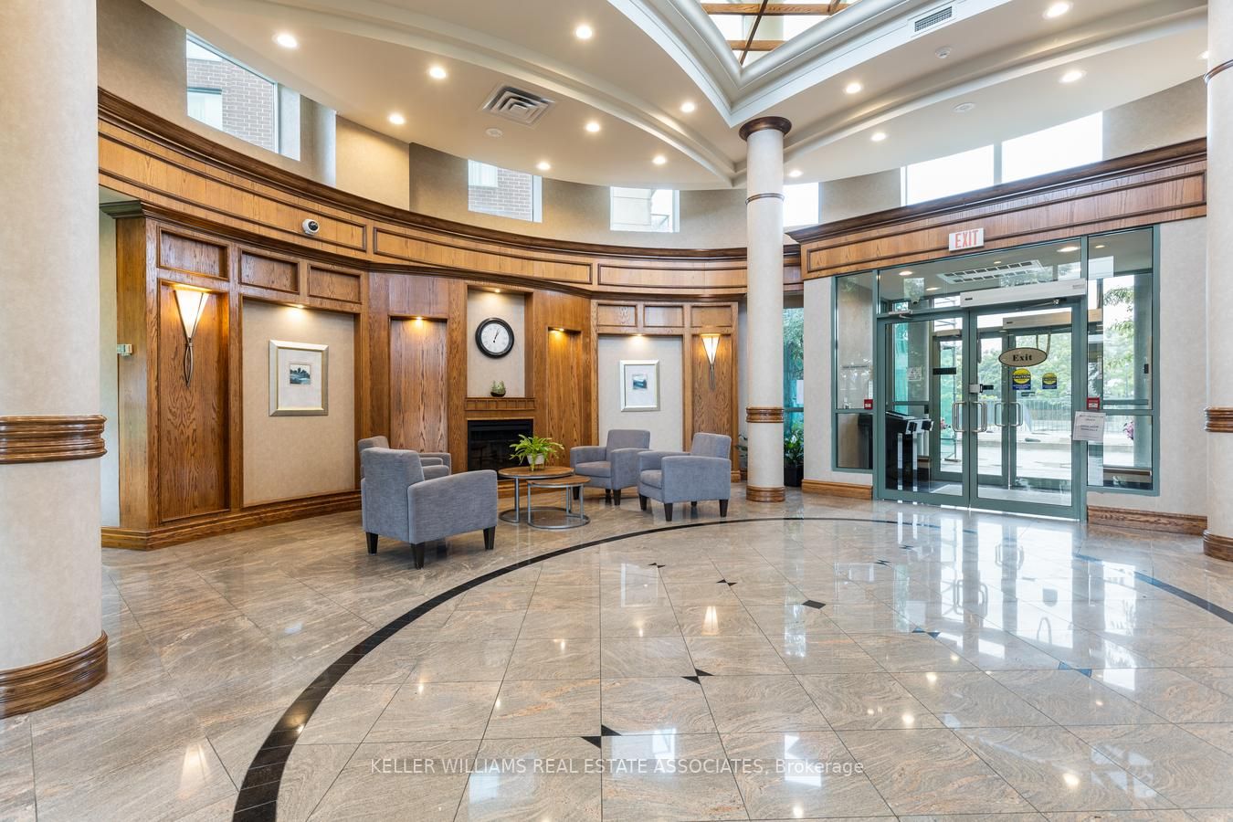4889 Kimbermount Avenue, #1501