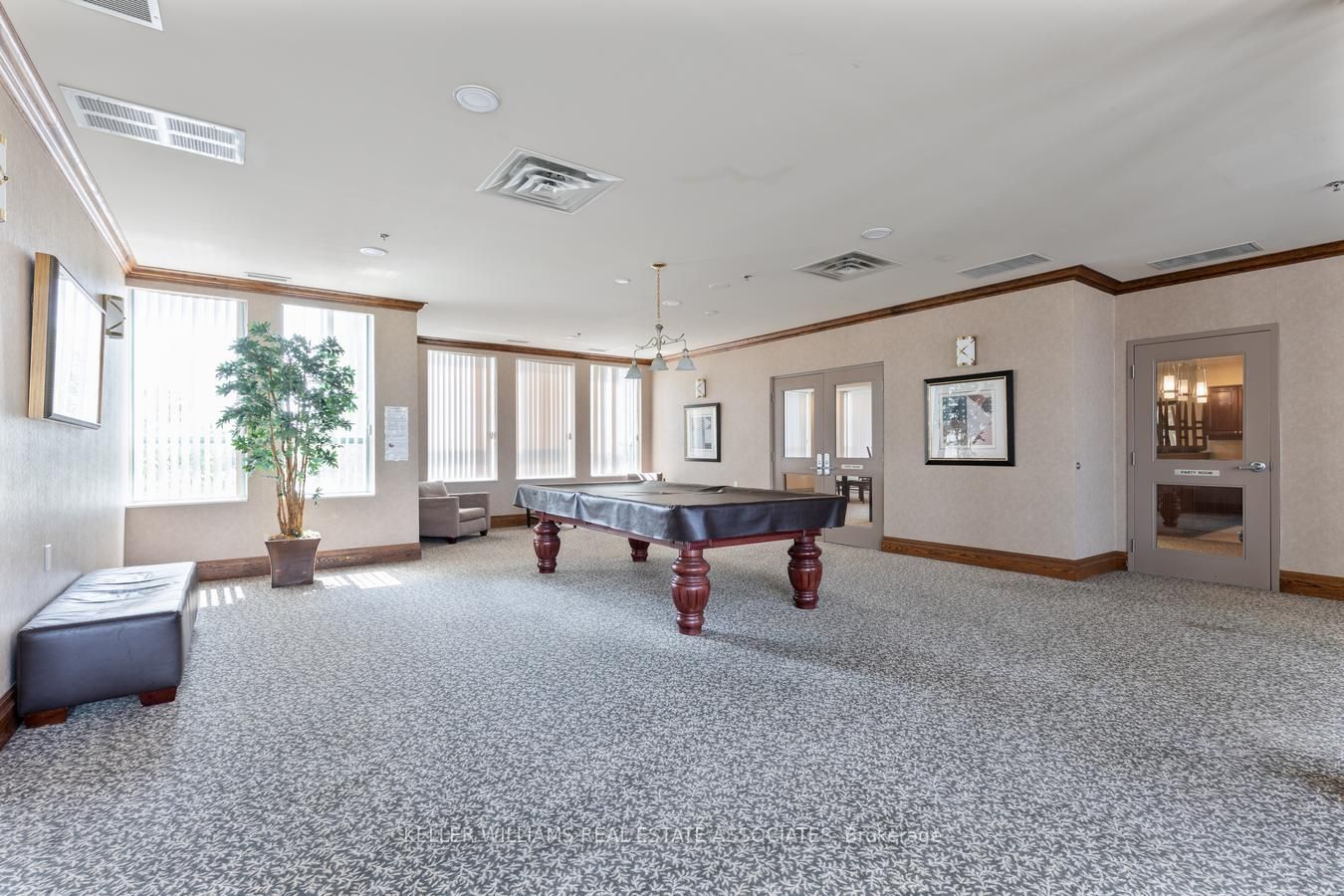 4889 Kimbermount Avenue, #1501