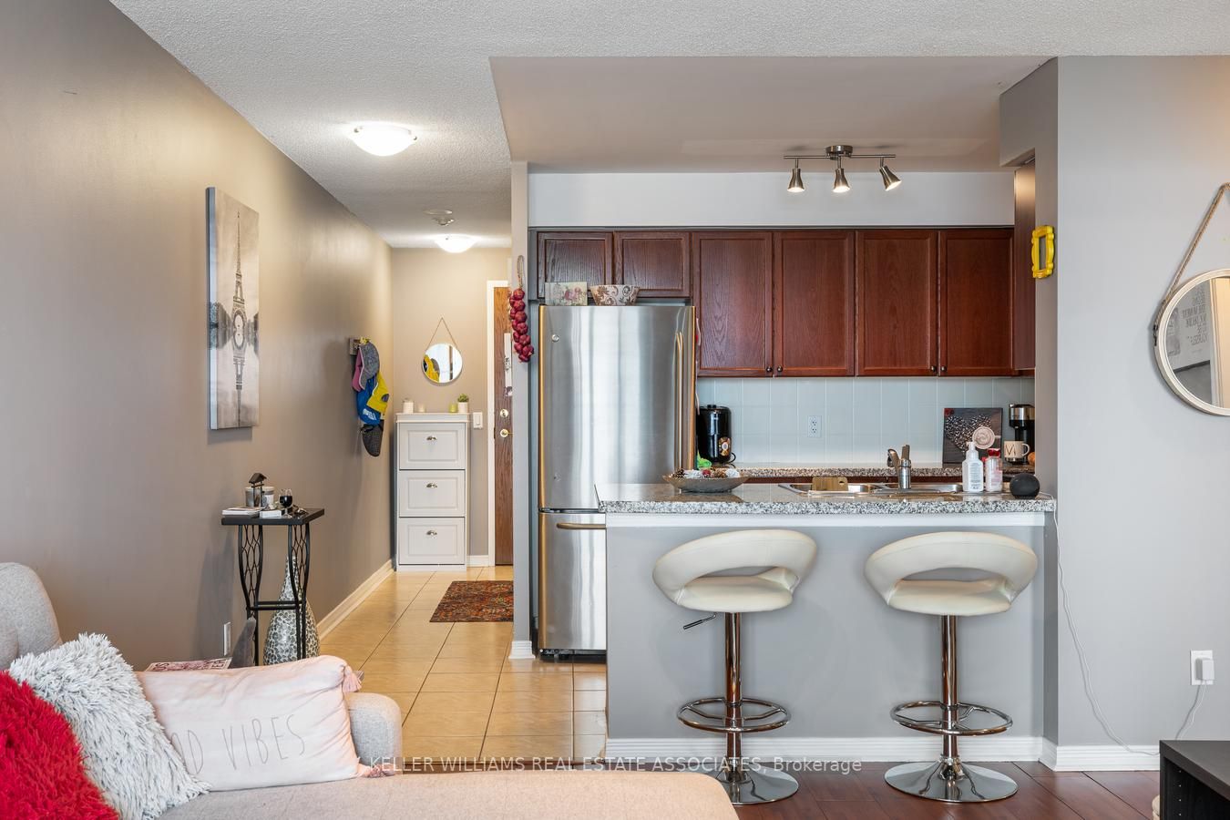 4889 Kimbermount Avenue, #1501