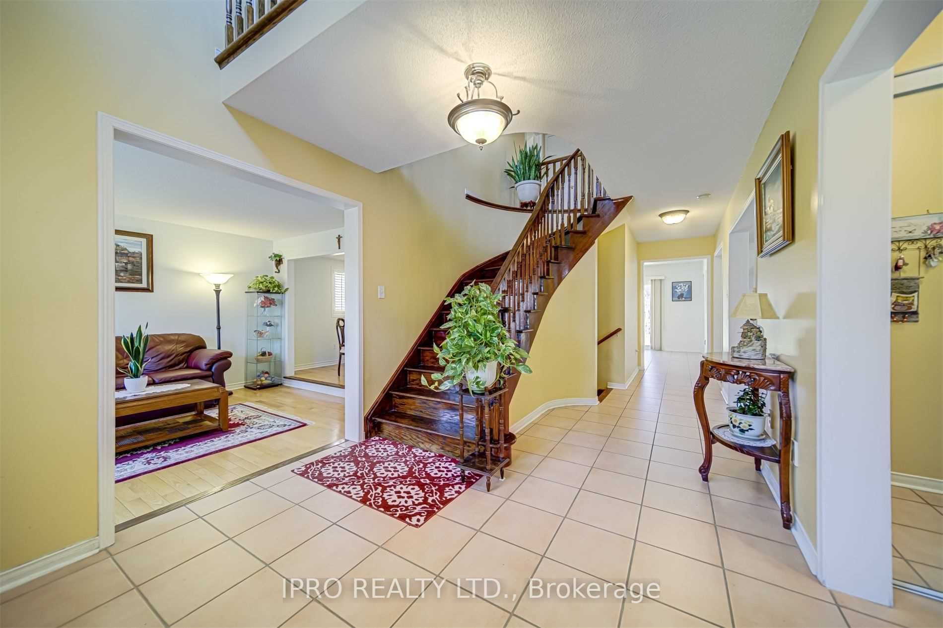 Listing W6150332 - Large Photo # 4