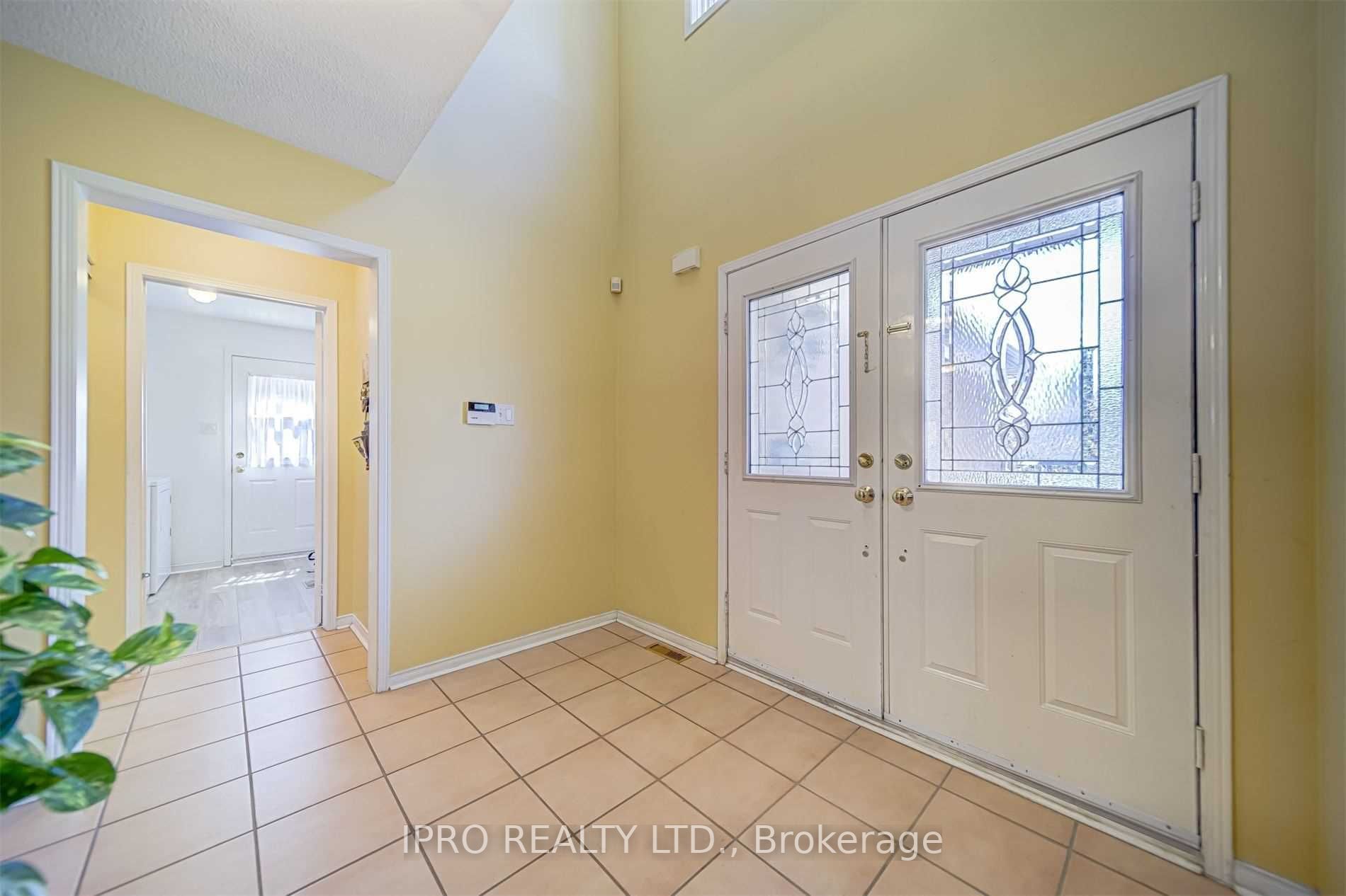 Listing W6150332 - Large Photo # 3